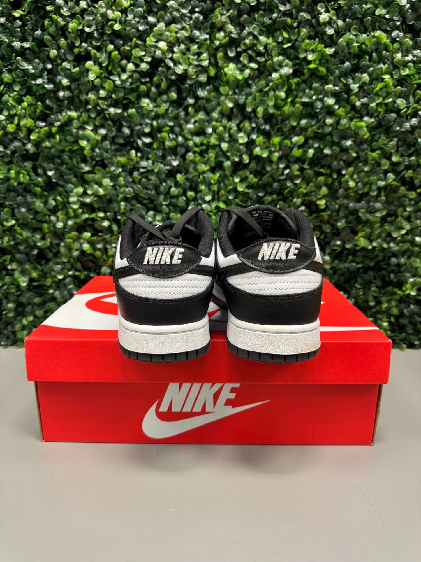 Nike Dunk Low Panda Size 10.5 Preowned
