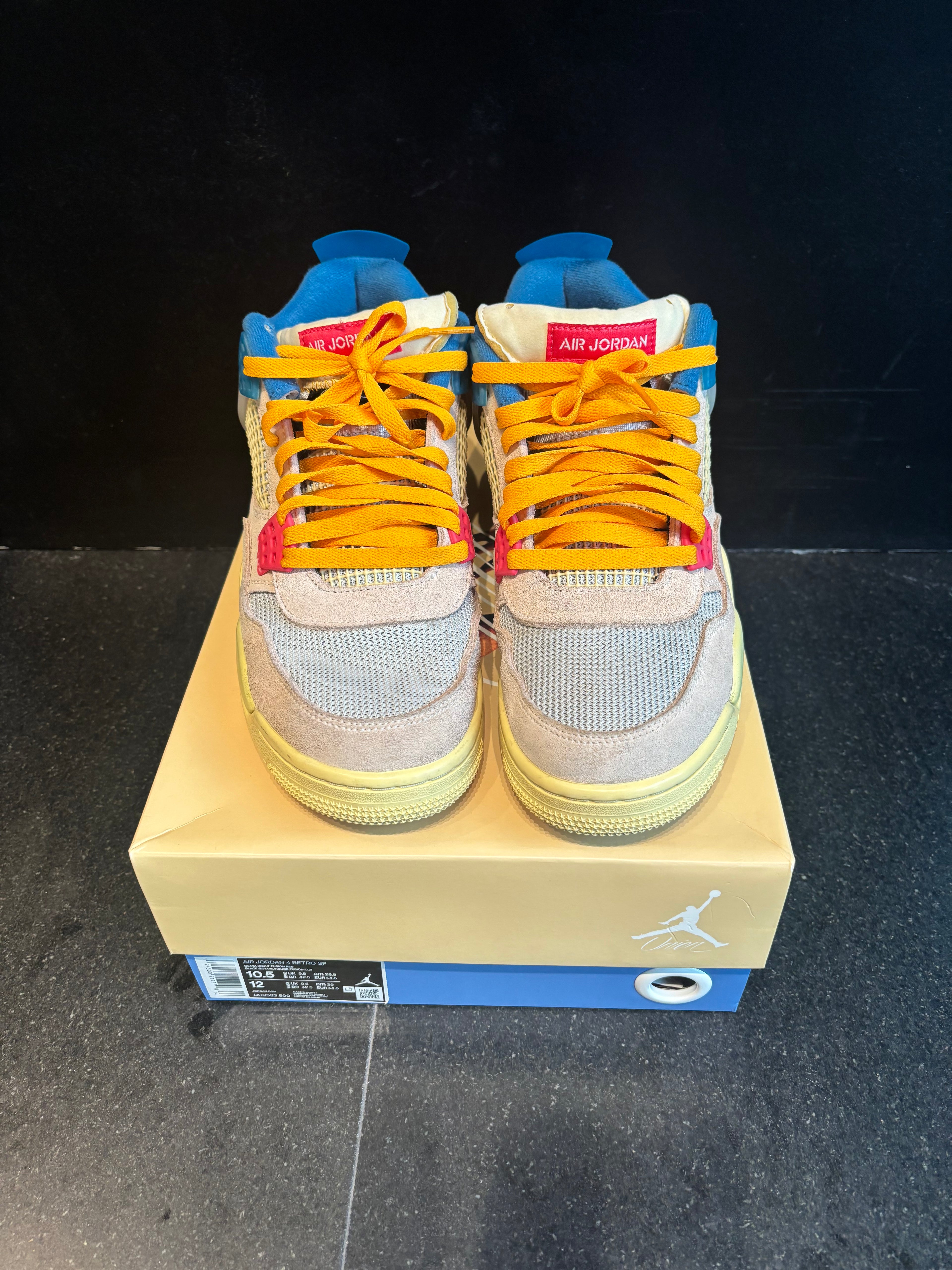Union x Jordan 4 "Guava Ice" Size 10.5 Preowned with box