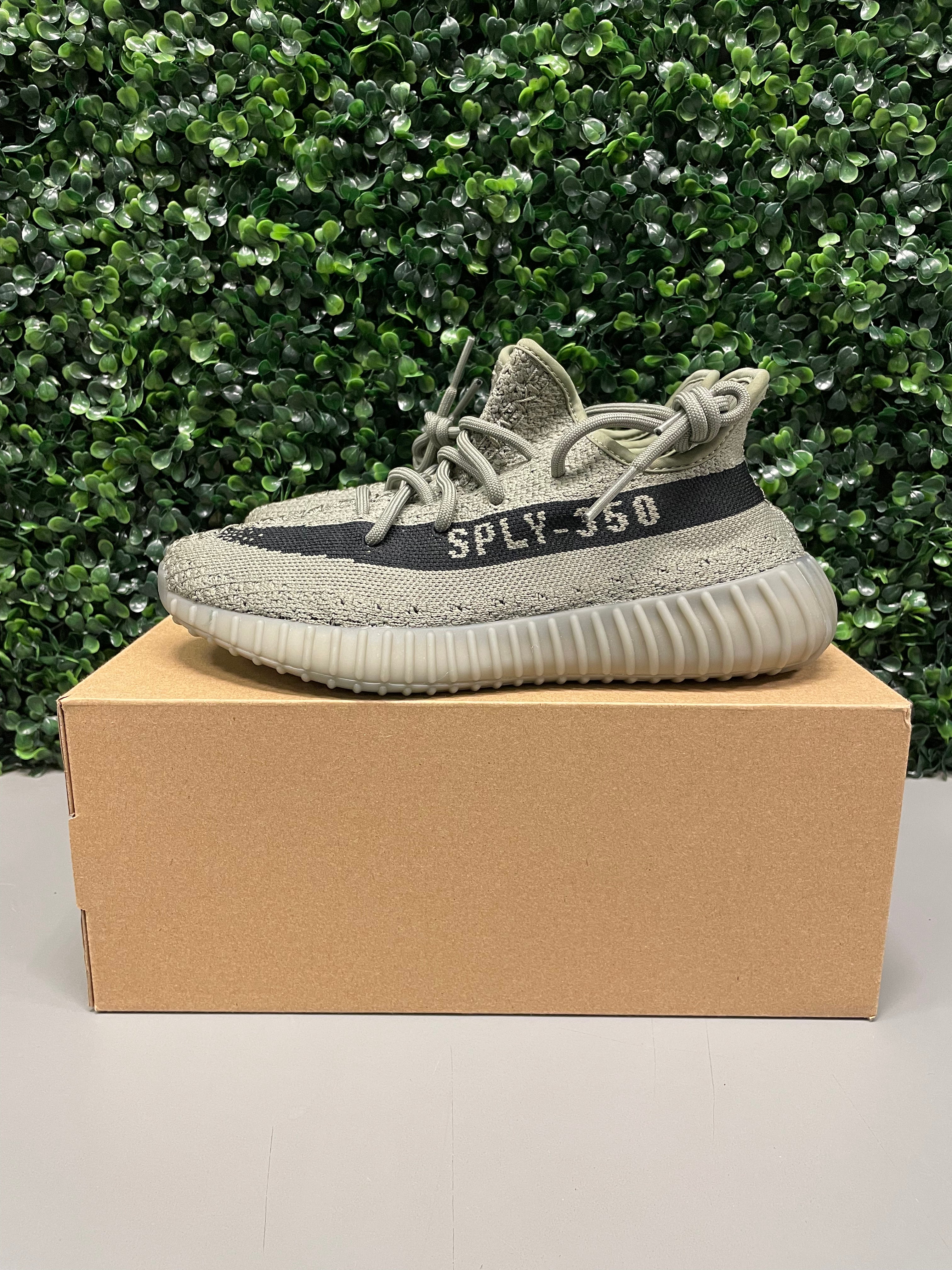 Yeezy Boost 350 V2 "Granite" Size 5.5 Preowned