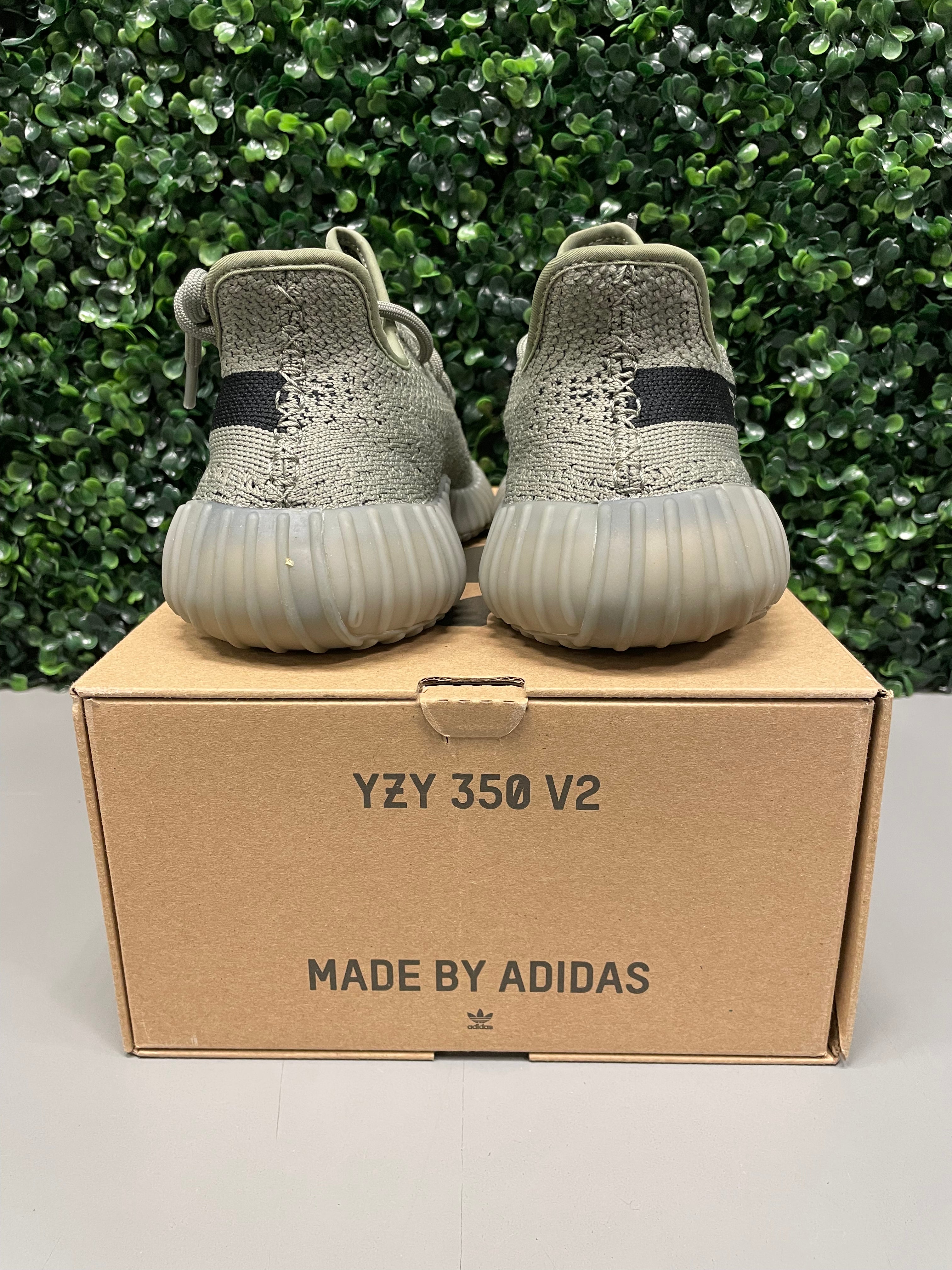 Yeezy Boost 350 V2 "Granite" Size 5.5 Preowned