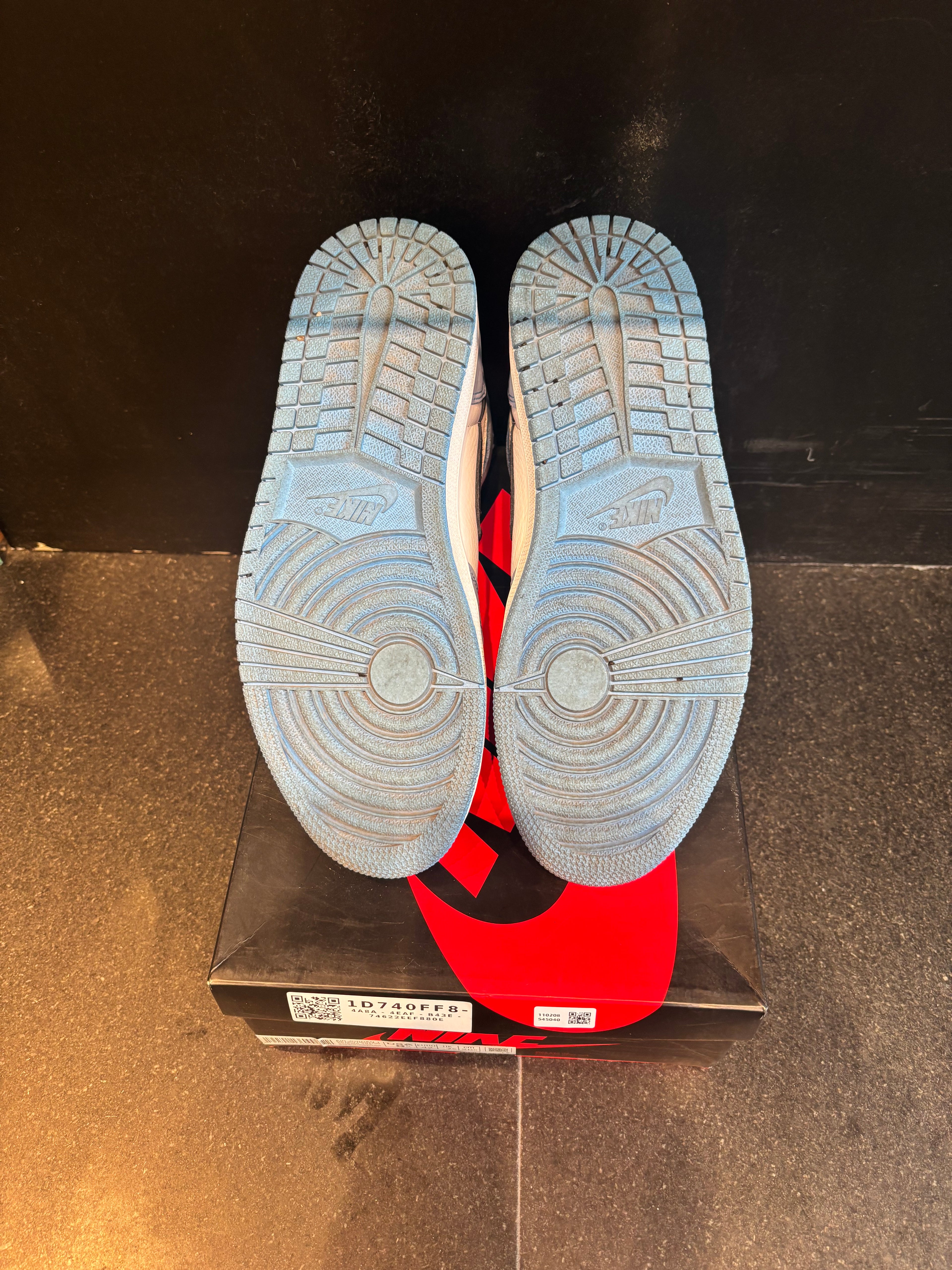 Jordan 1 High "University Blue" Preowned Size 8.5 with box