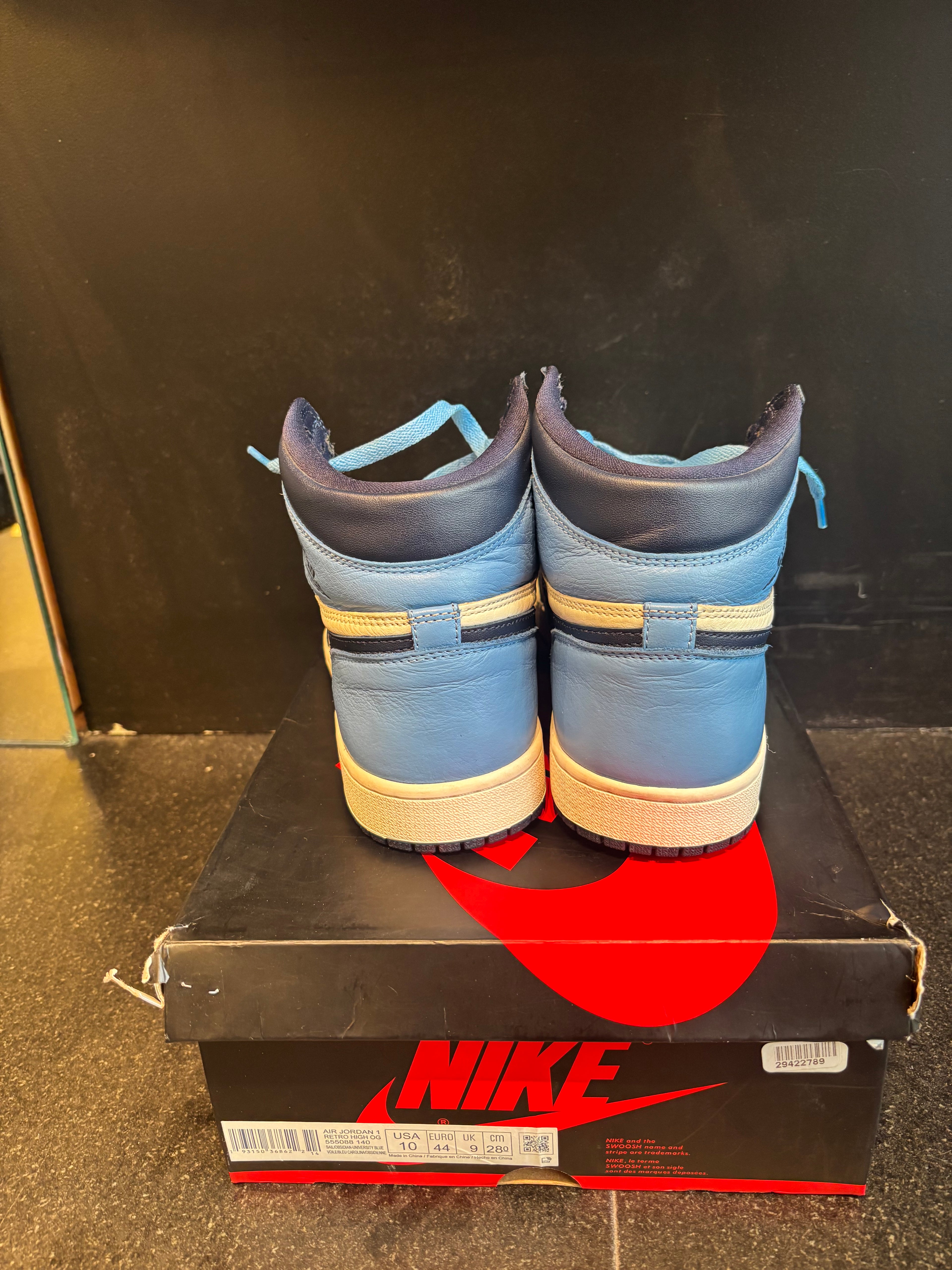 Jordan 1 High "Obsidian" Size 8.5 Preowned with box