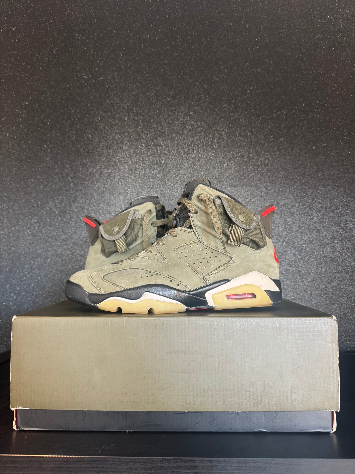 Jordan 6 x Travis Scott Retro Size 8.5 Preowned with Box