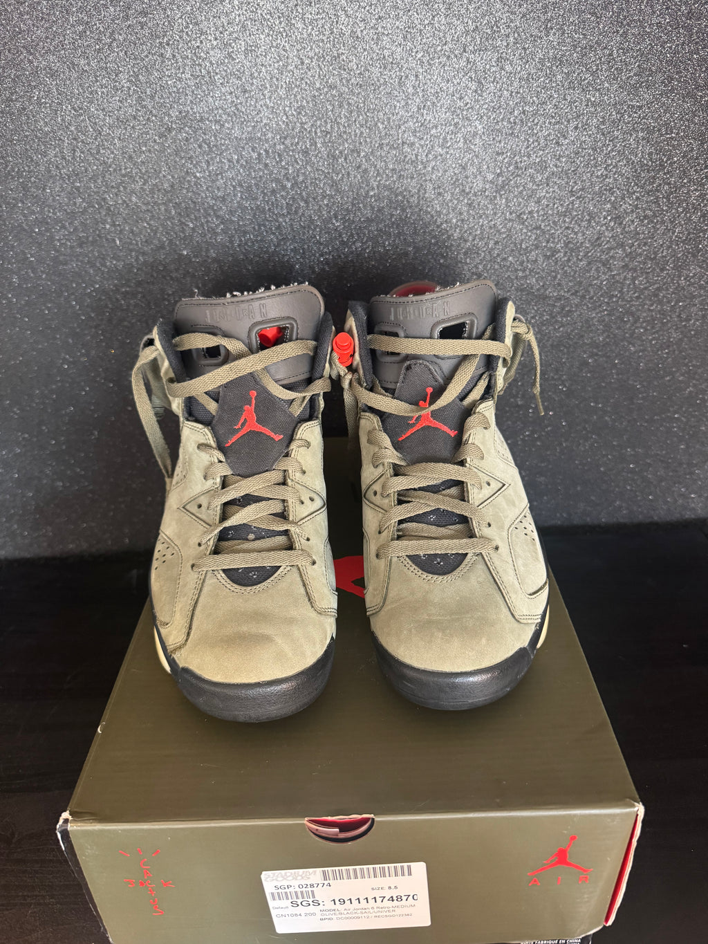 Jordan 6 x Travis Scott Retro Size 8.5 Preowned with Box