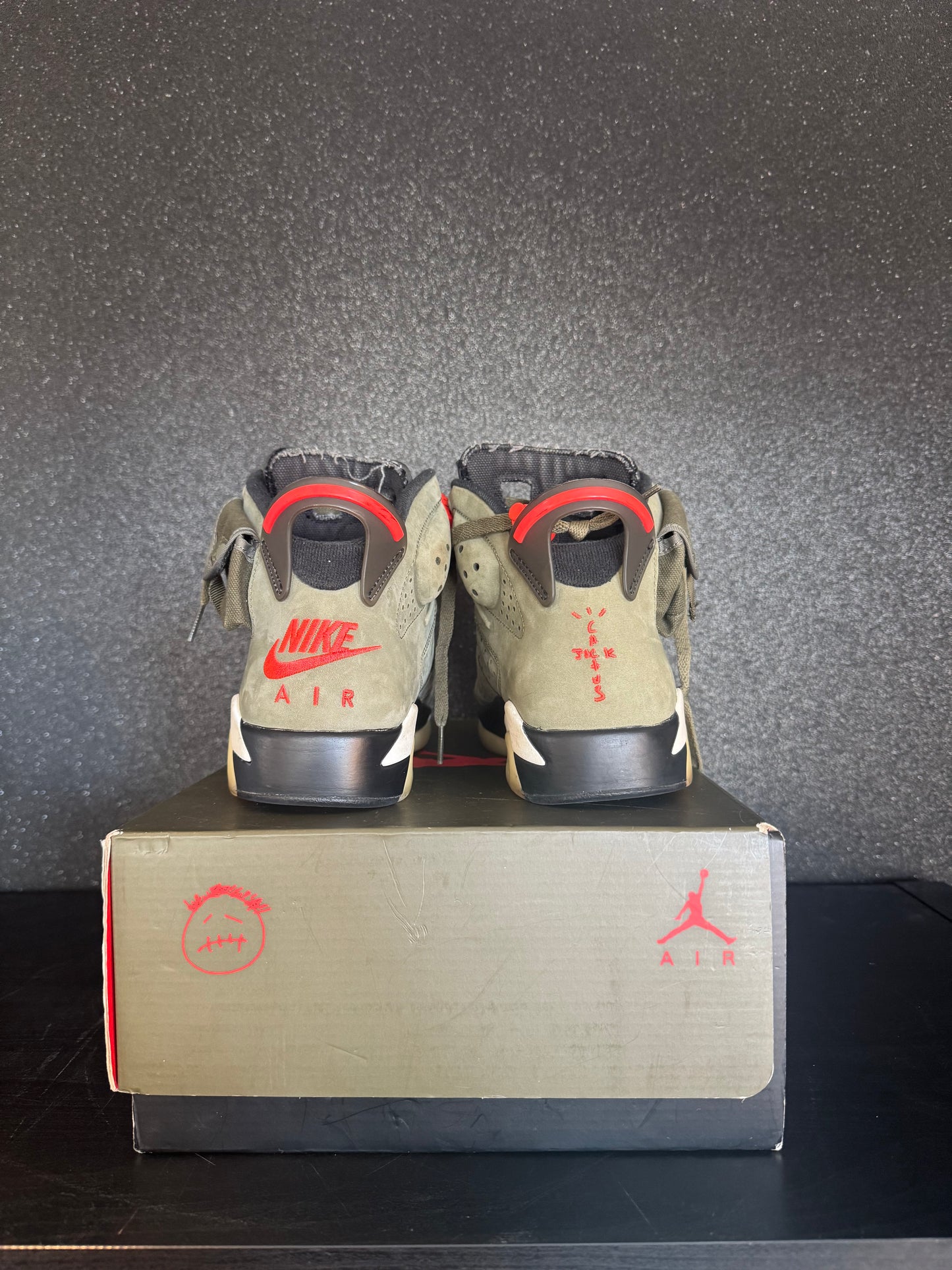Jordan 6 x Travis Scott Retro Size 8.5 Preowned with Box