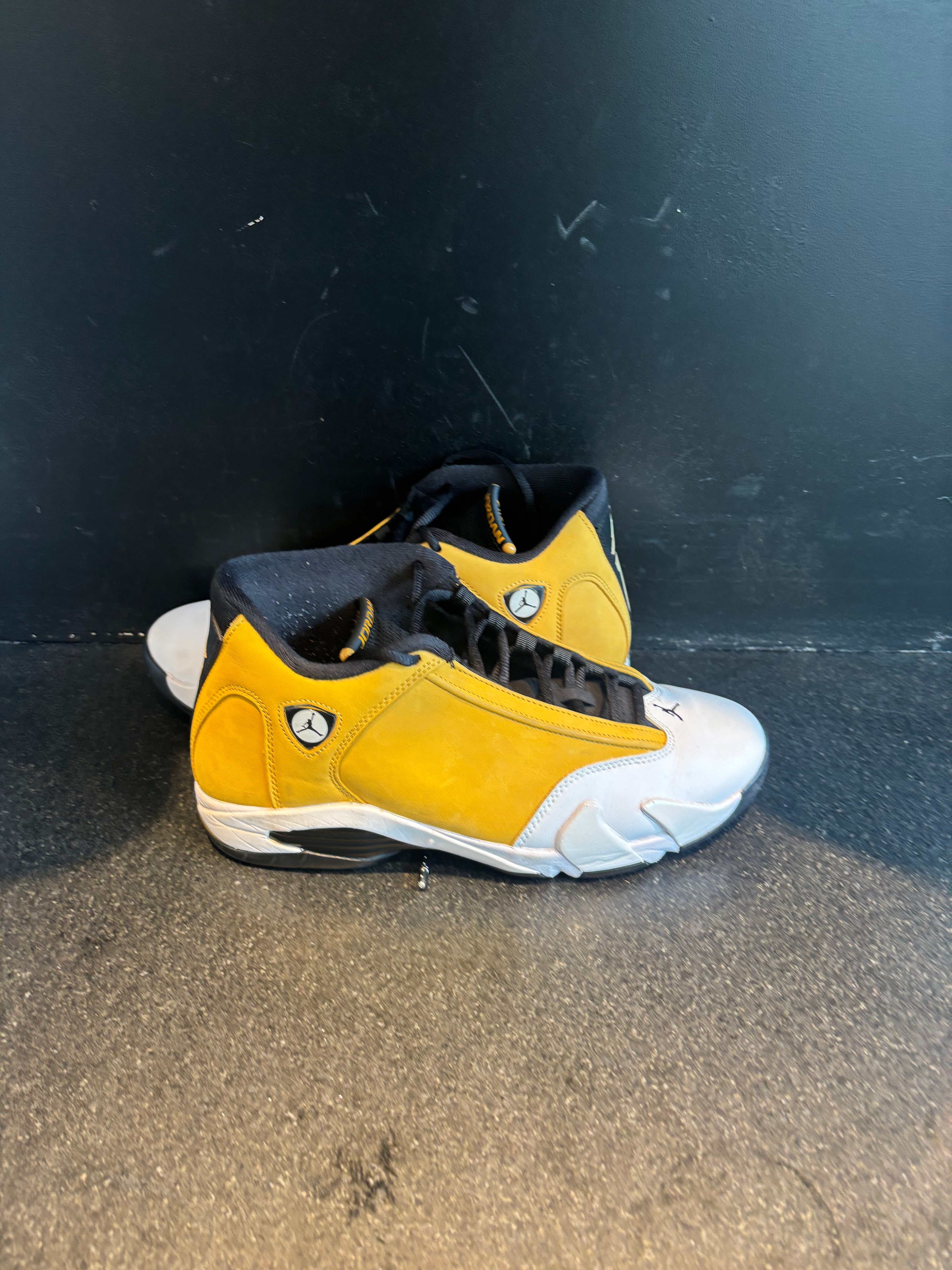 Jordan 14 "Chutney Tan" Size 10 Preowned no Box