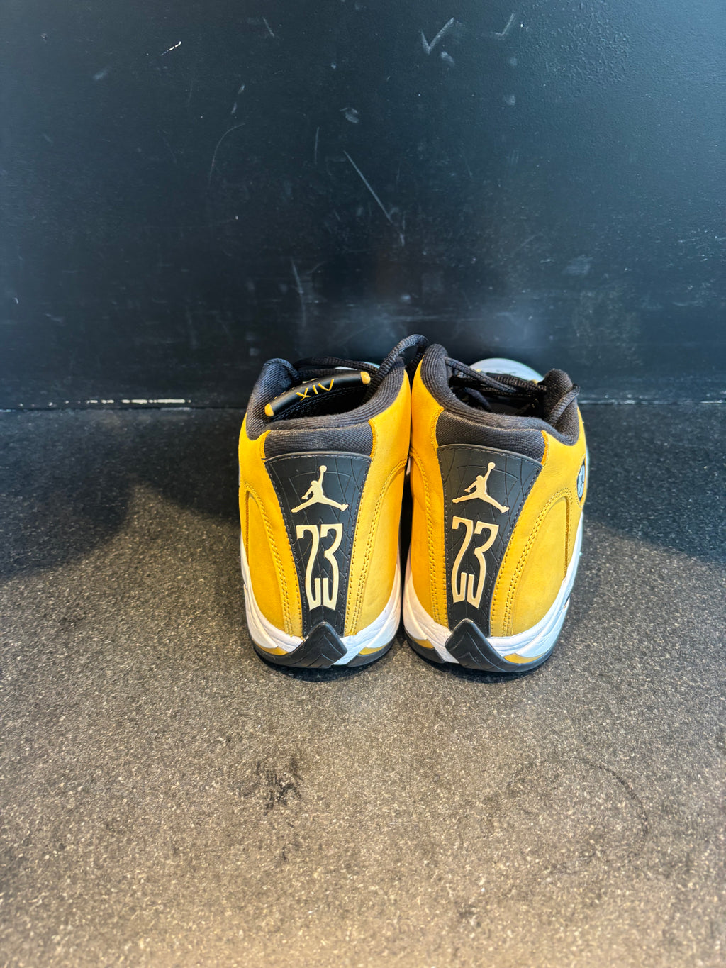 Jordan 14 "Chutney Tan" Size 10 Preowned no Box