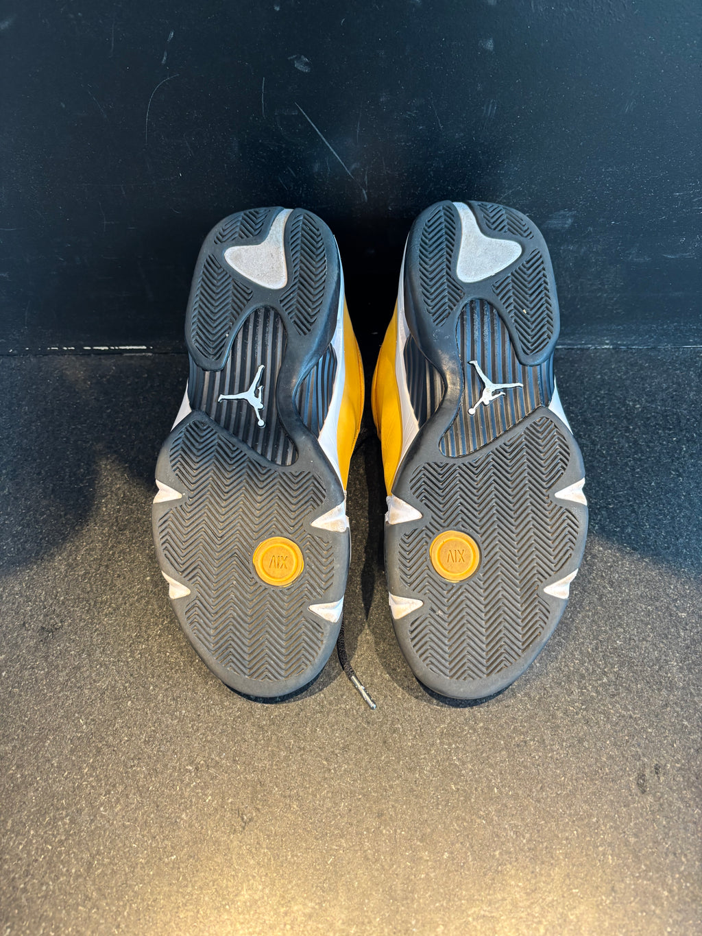 Jordan 14 "Chutney Tan" Size 10 Preowned no Box
