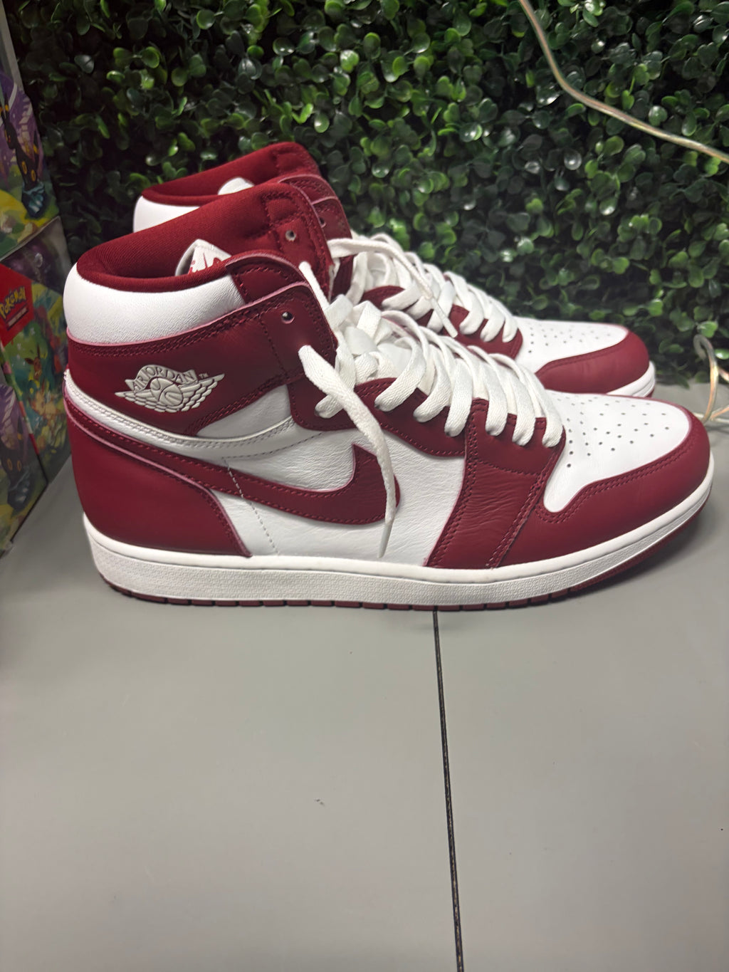 Jordan 1 Retro High OG "Artisanal Team Red" Size 12 Preowned