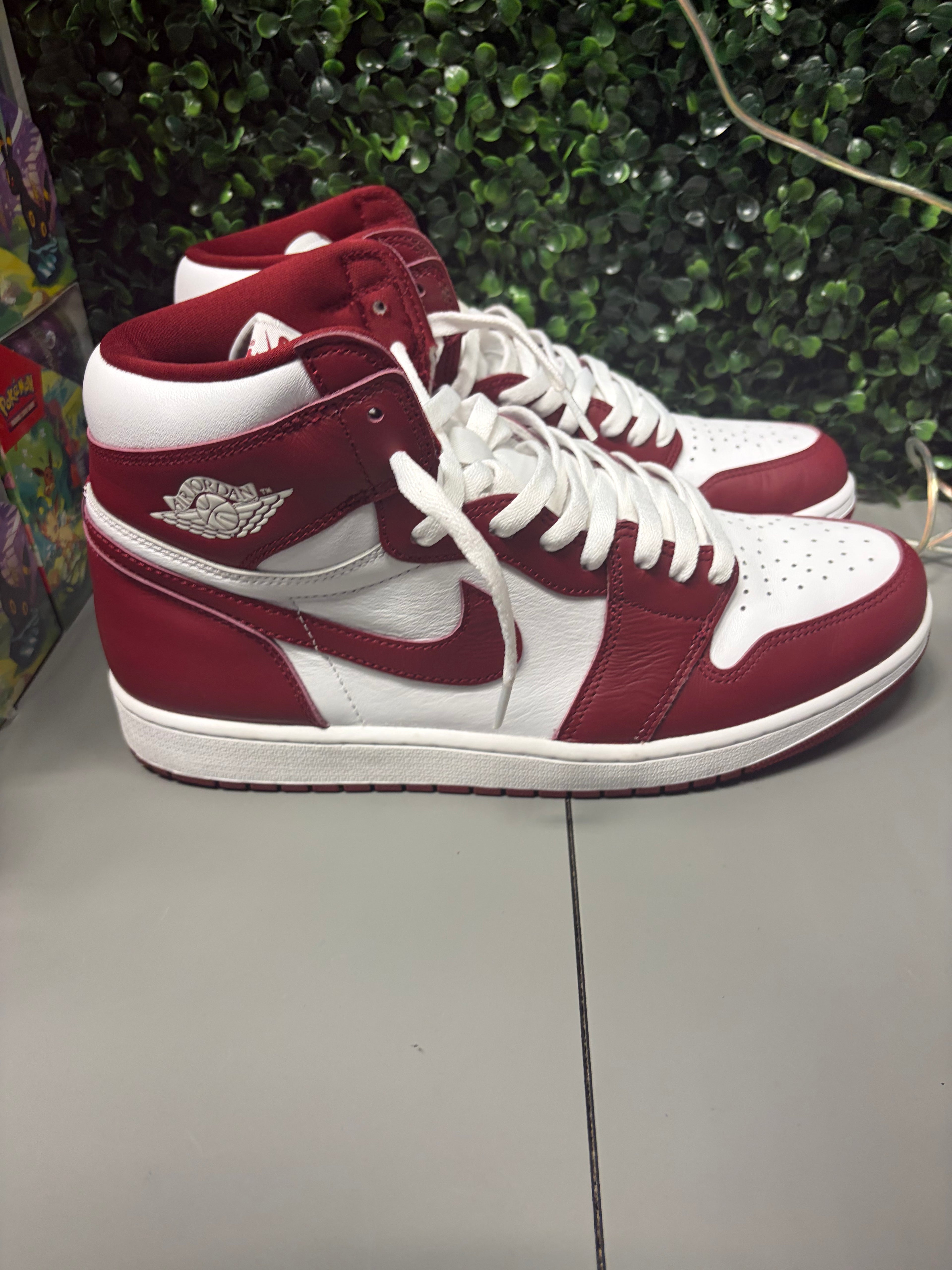 Jordan 1 Retro High OG "Artisanal Team Red" Size 12 Preowned