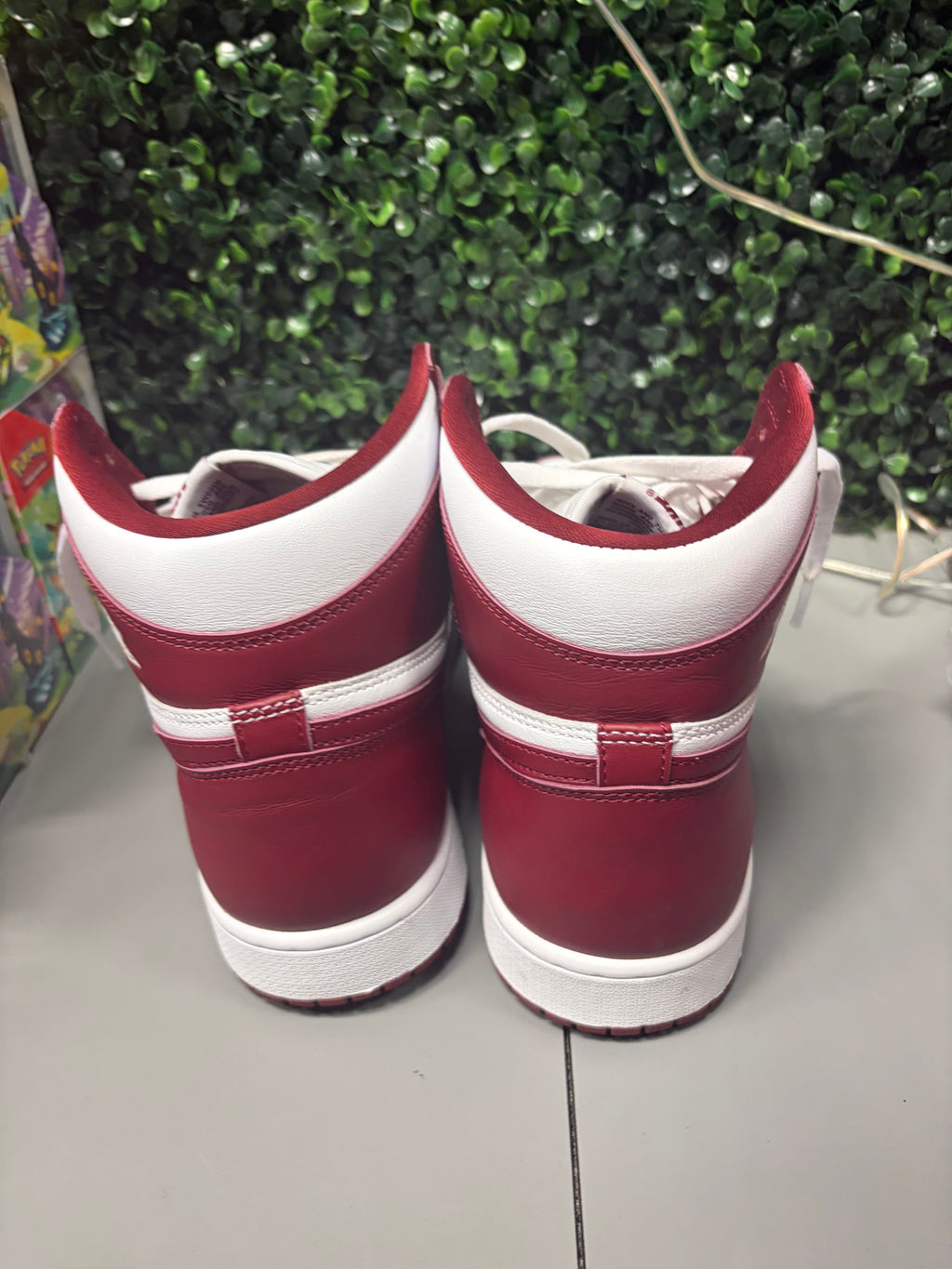 Jordan 1 Retro High OG "Artisanal Team Red" Size 12 Preowned