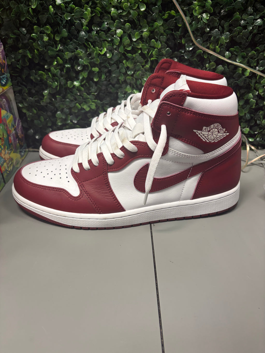 Jordan 1 Retro High OG "Artisanal Team Red" Size 12 Preowned