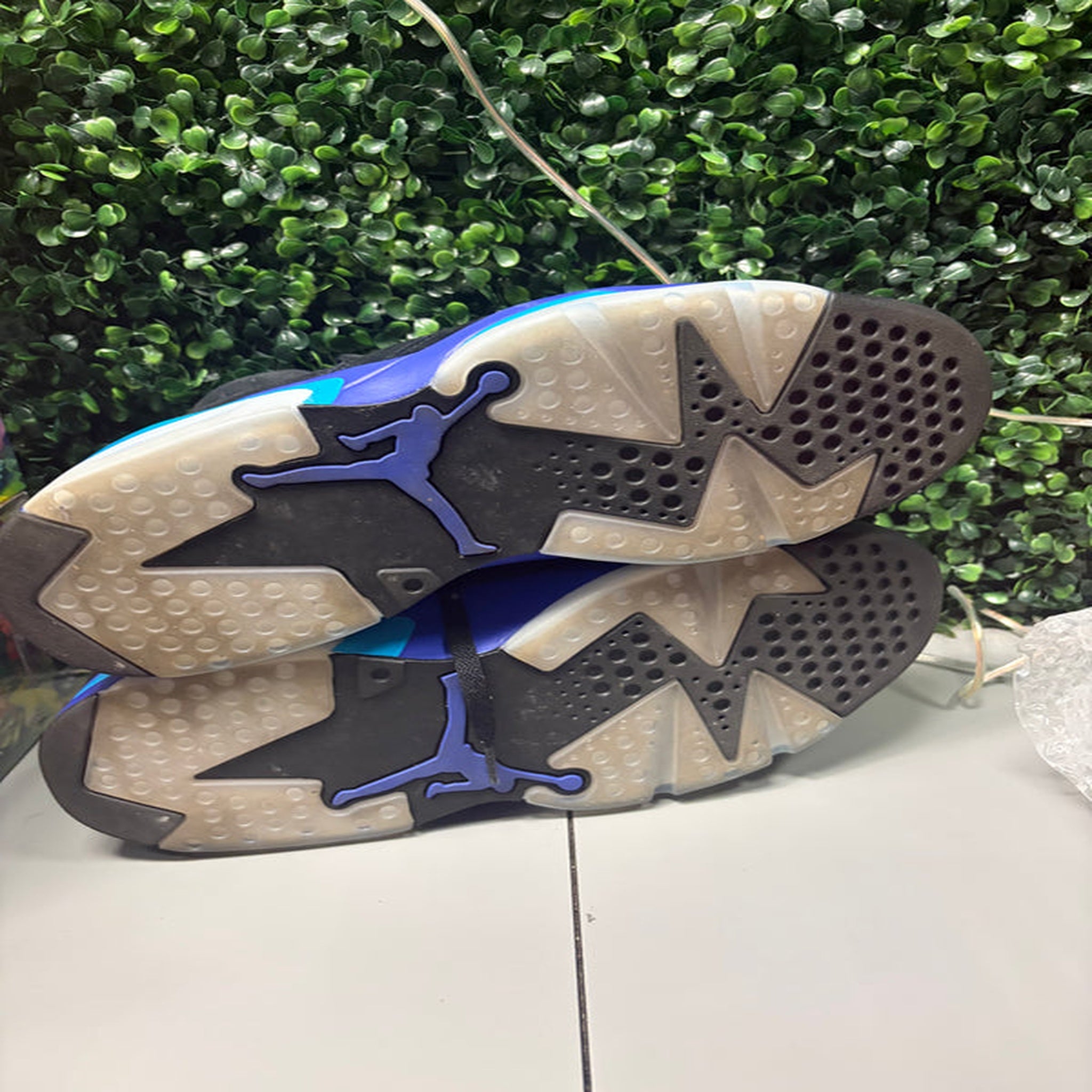 Jordan 6 "Aqua" Size 12 Preowned