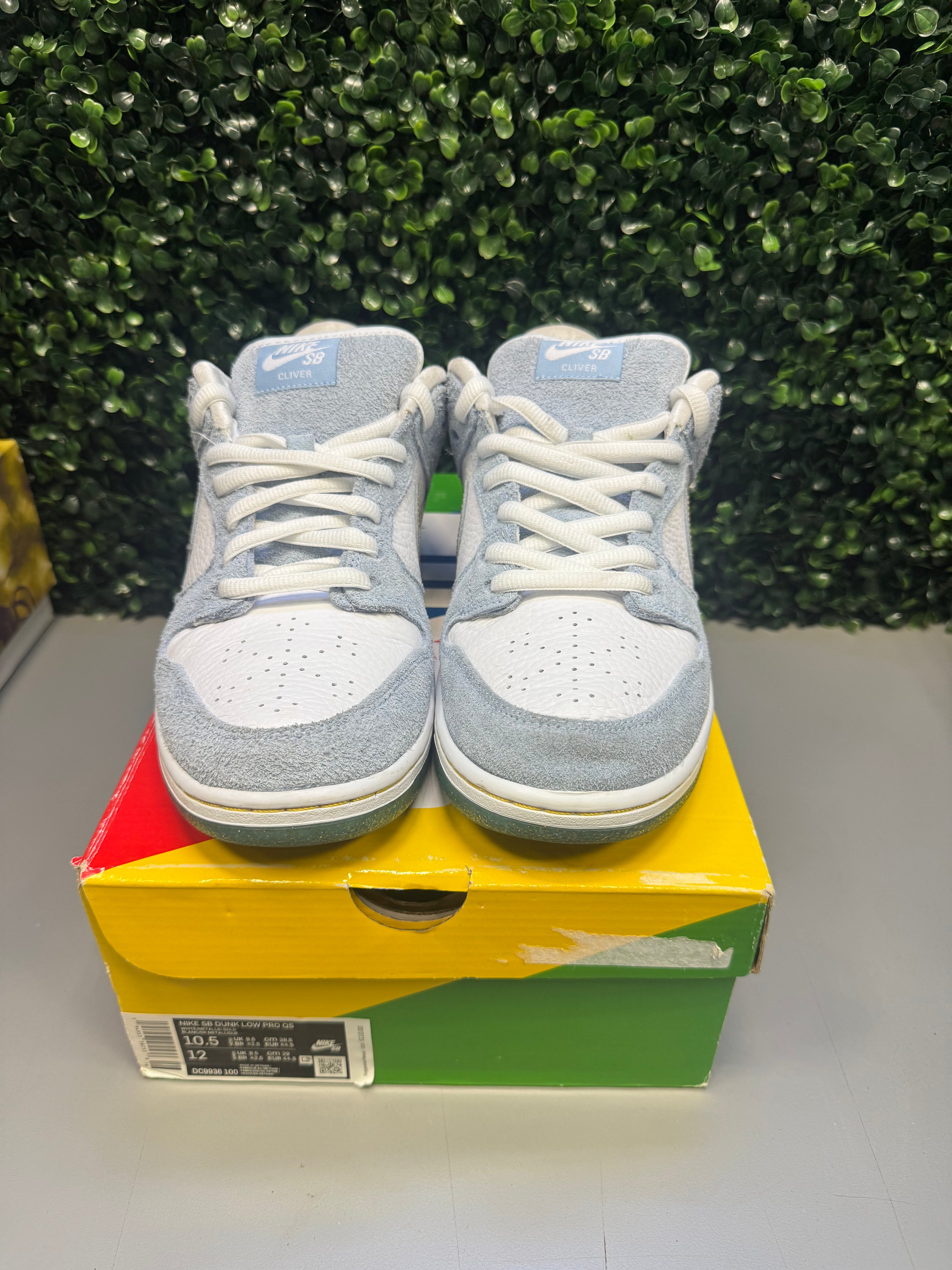 Nike SB Dunk Low "Sean Cliver" Size 10.5 Preowned