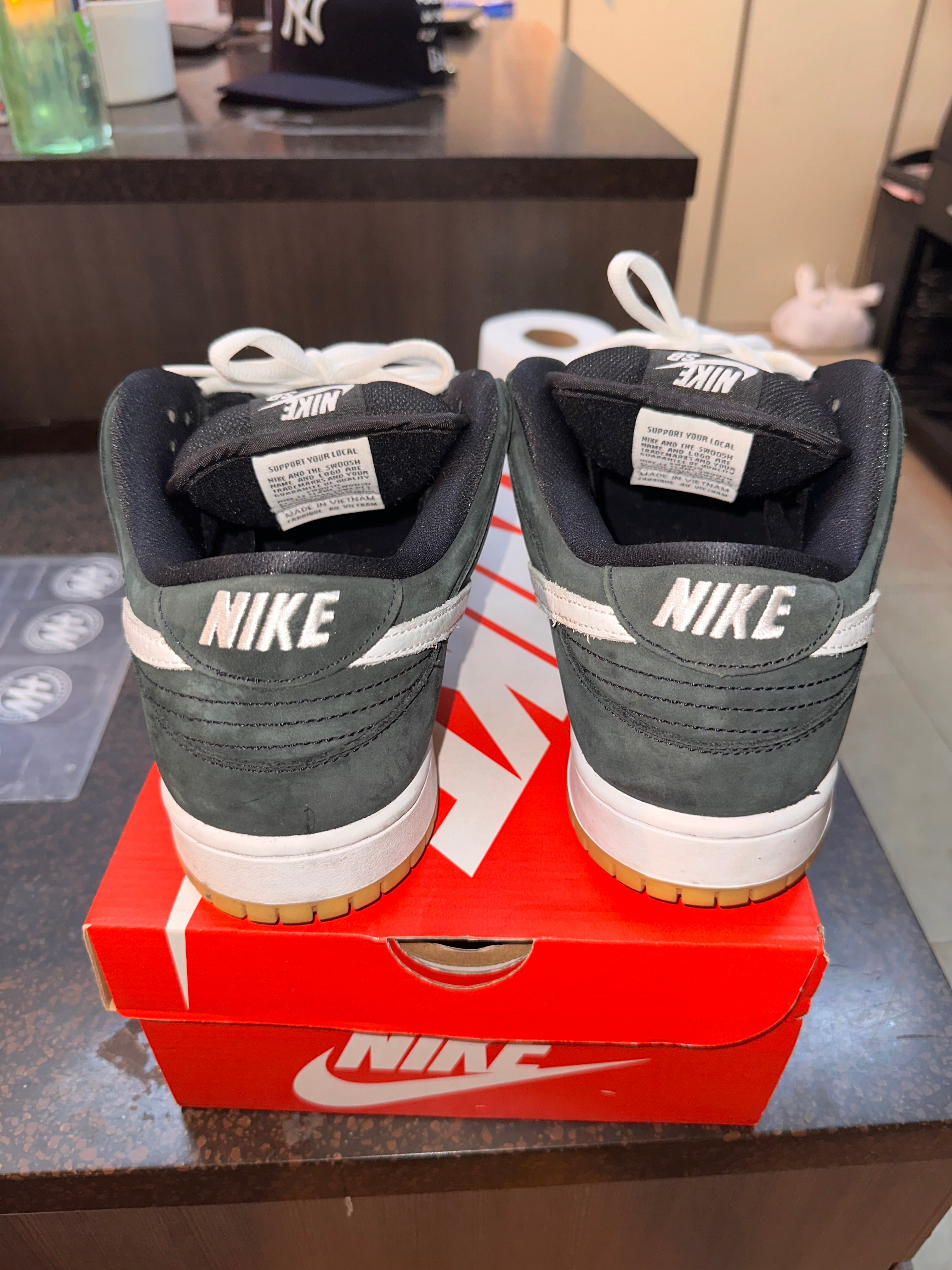 Nike SB Dunk Low Pro "Black Gum" Preowned No Box