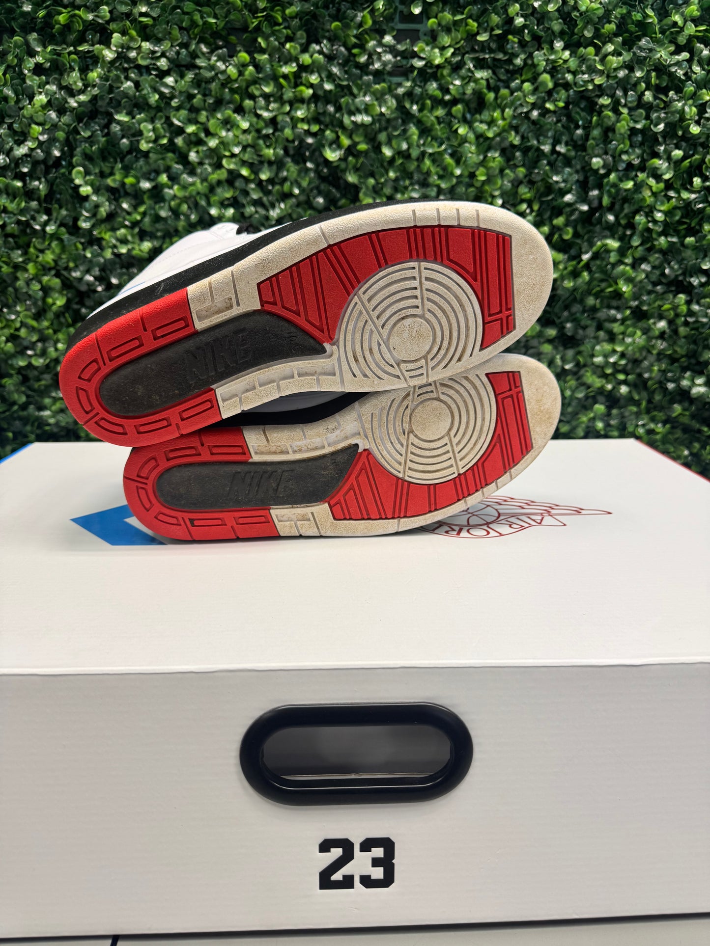 Jordan 2 & Converse Fastbreak Mid "Alumni Pack"