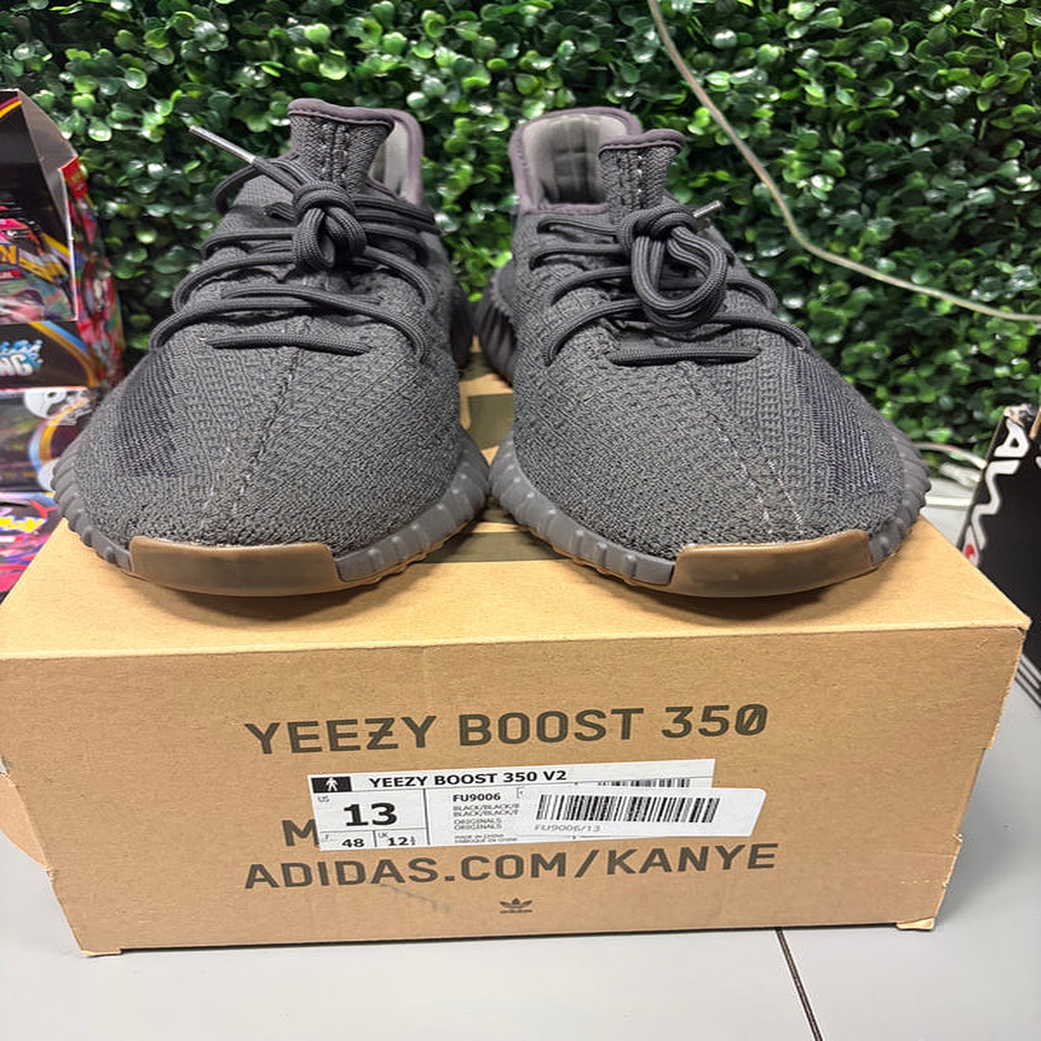 Yeezy 350 "Cinder" Size 13 Preowned