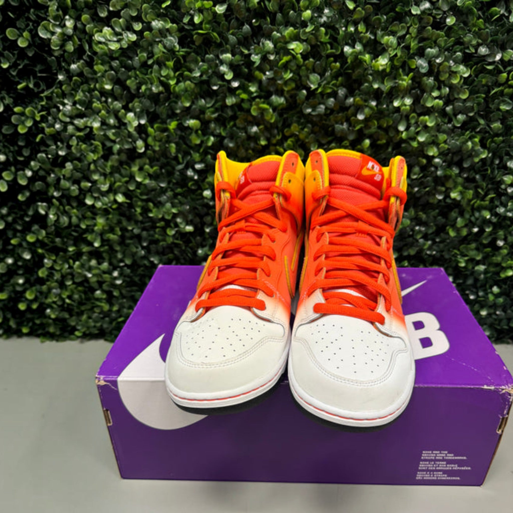 Nike SB Dunk High "Candy Corn" Size 13 Preowned