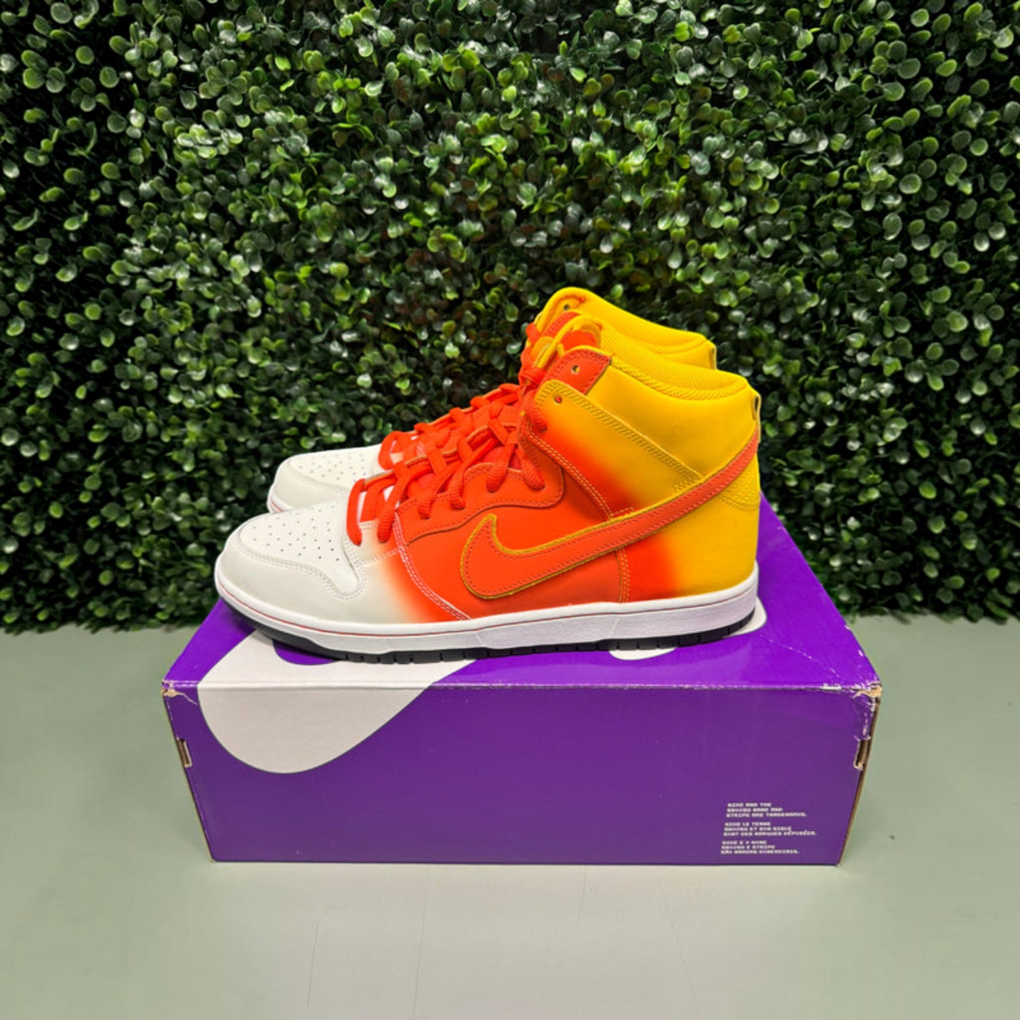 Nike SB Dunk High "Candy Corn" Size 13 Preowned