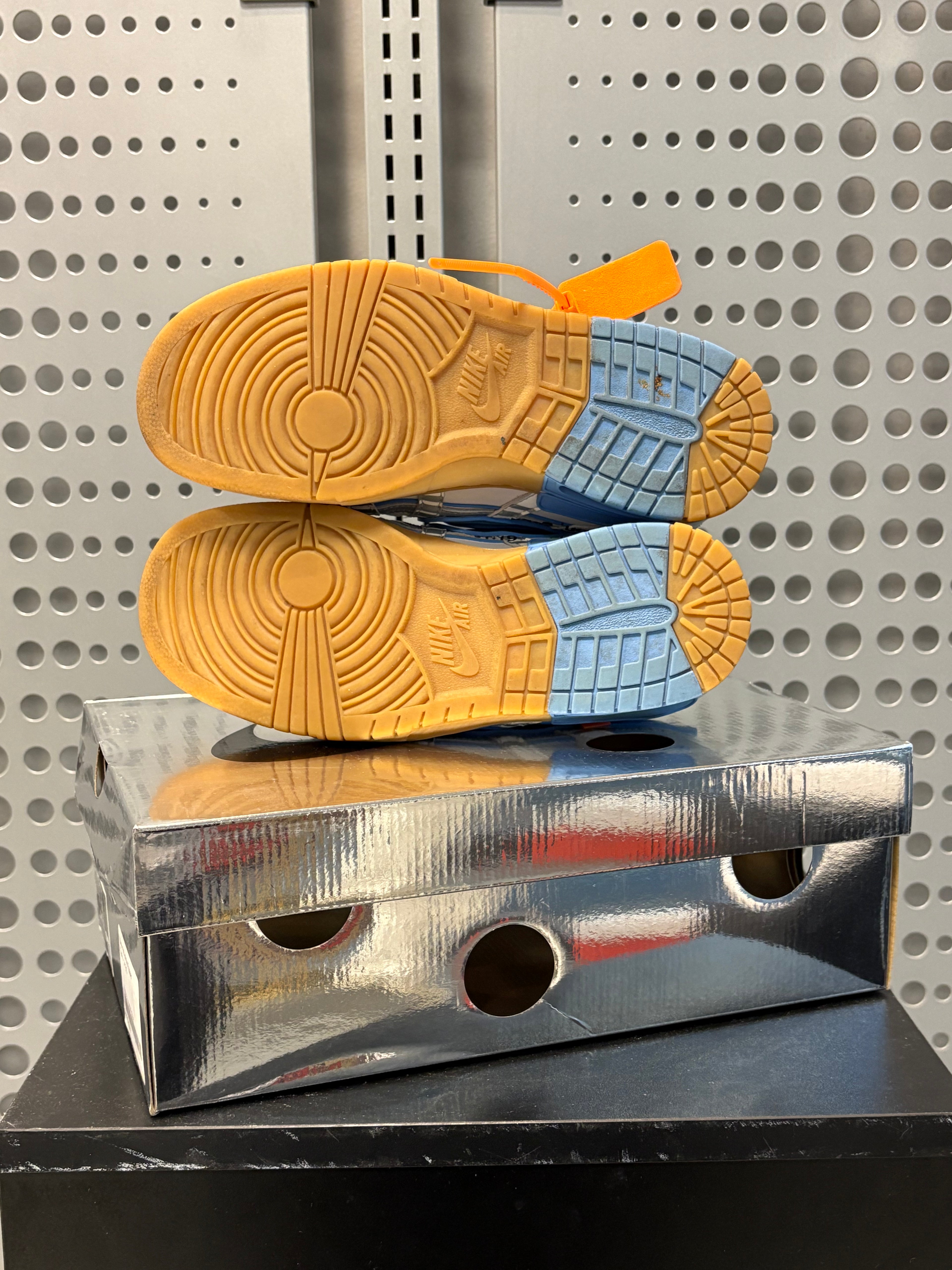 Off-White x Nike Air Rubber Dunk 'University Blue' Sz 9.5