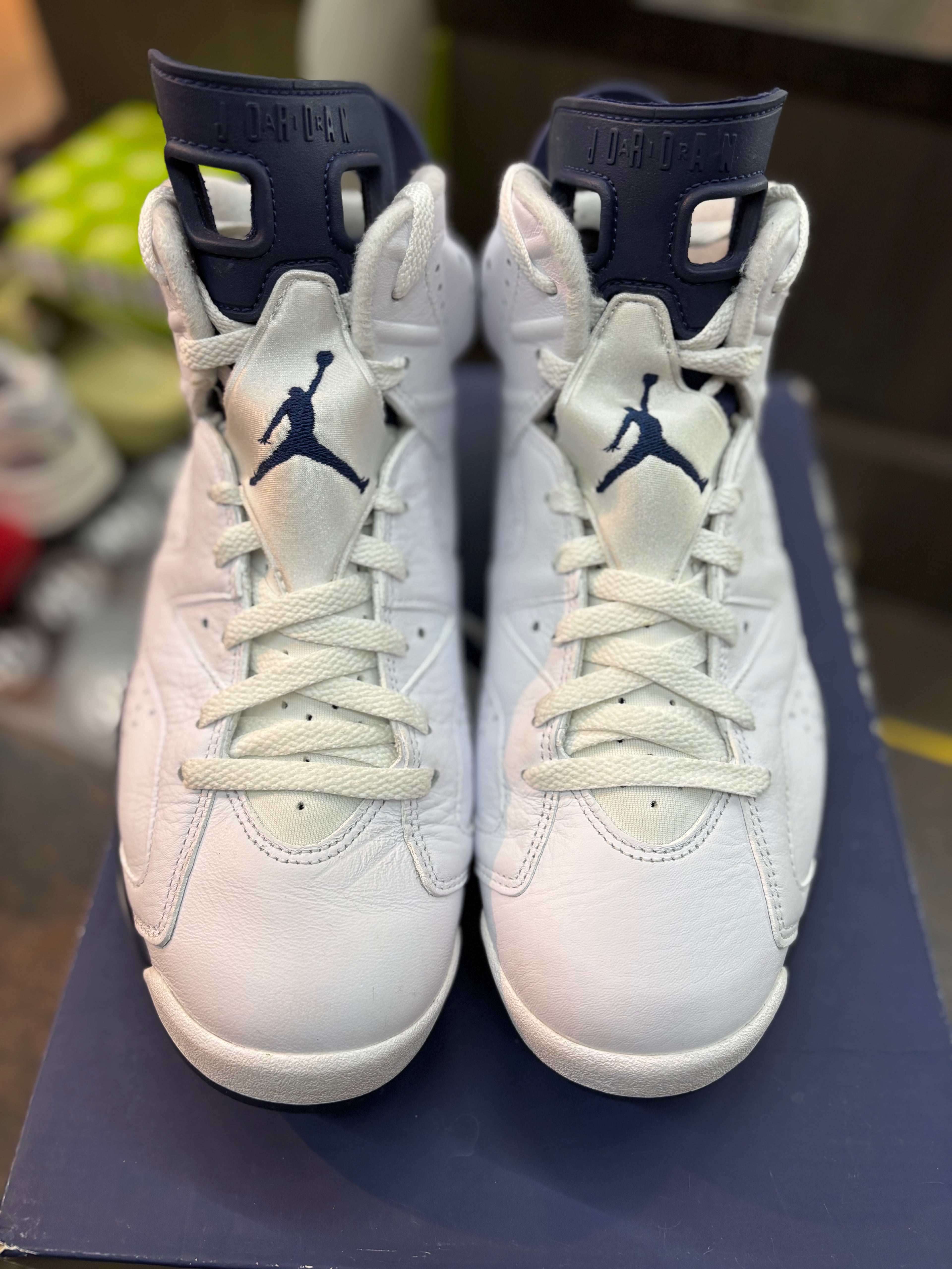 Jordan 6 "Midnight Navy" Size 9.5 Pre Owned