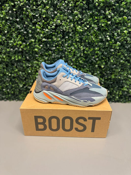 Yeezy 700 "Carbon Blue" Size 10 Preowned