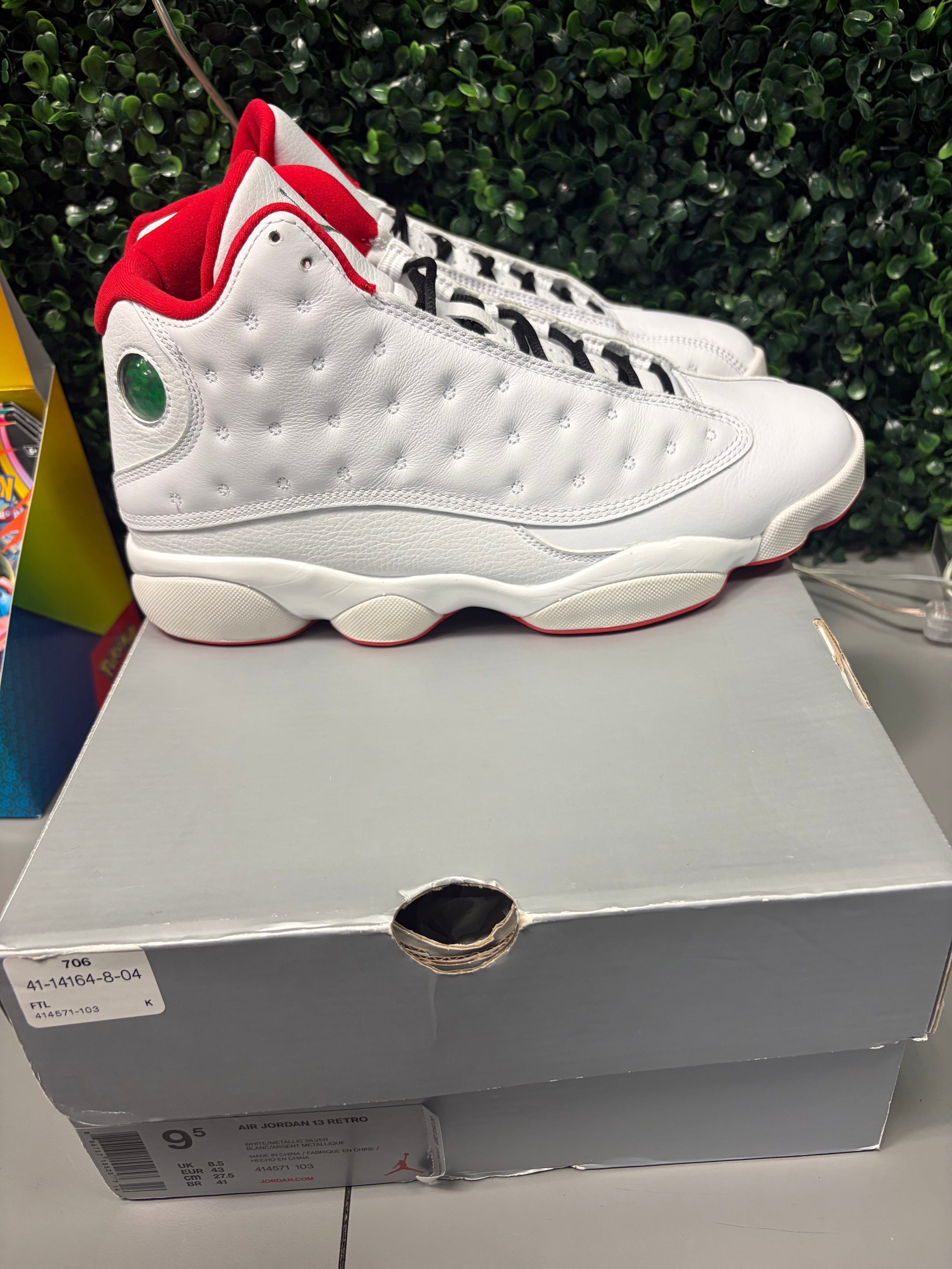 Jordan 13 Retro "Alternate History of Flight" Size 9.5 Preowned