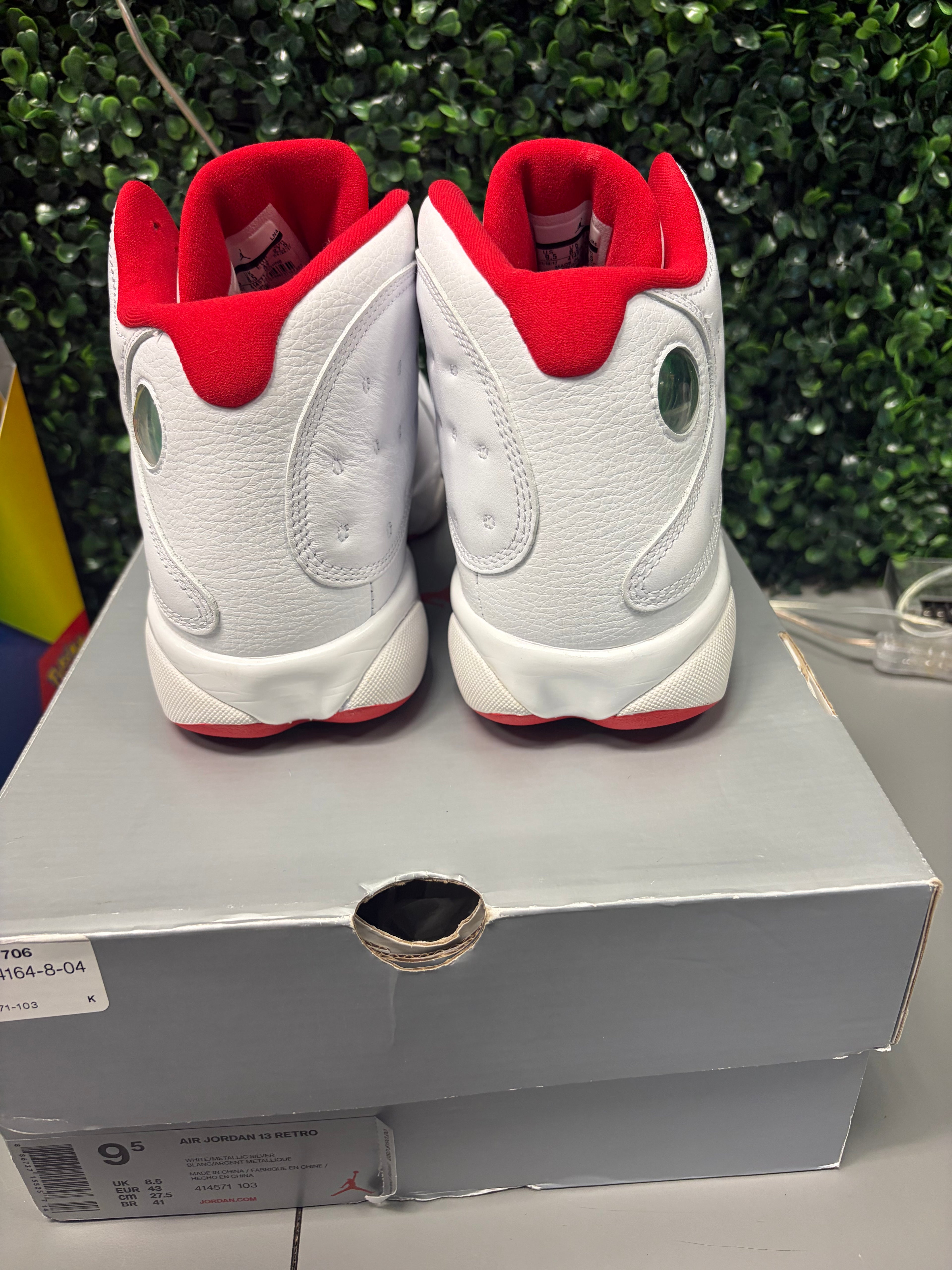 Jordan 13 Retro "Alternate History of Flight" Size 9.5 Preowned