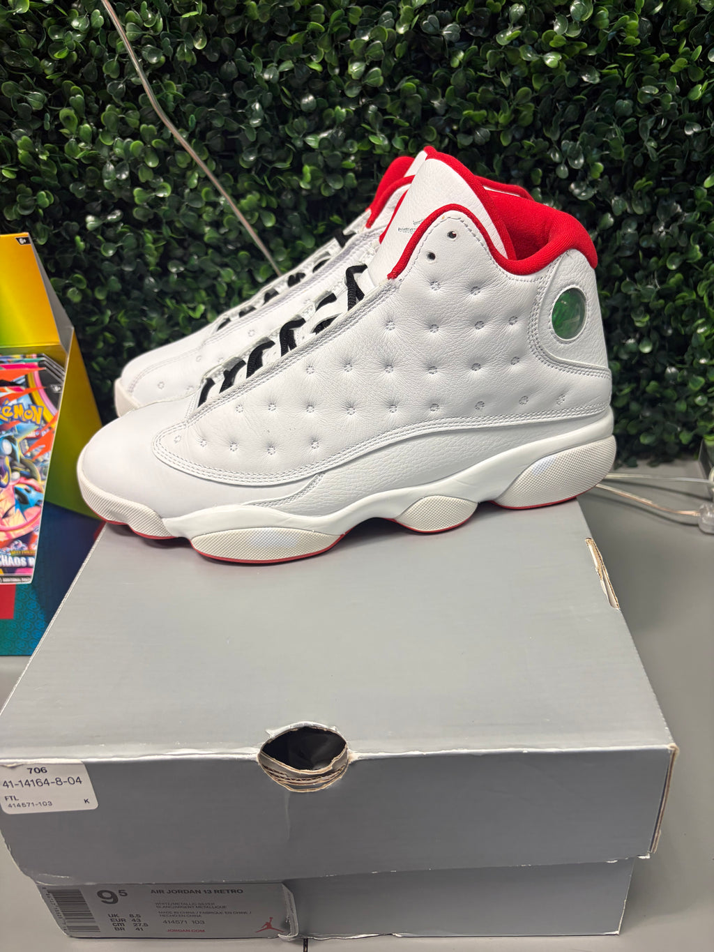 Jordan 13 Retro "Alternate History of Flight" Size 9.5 Preowned