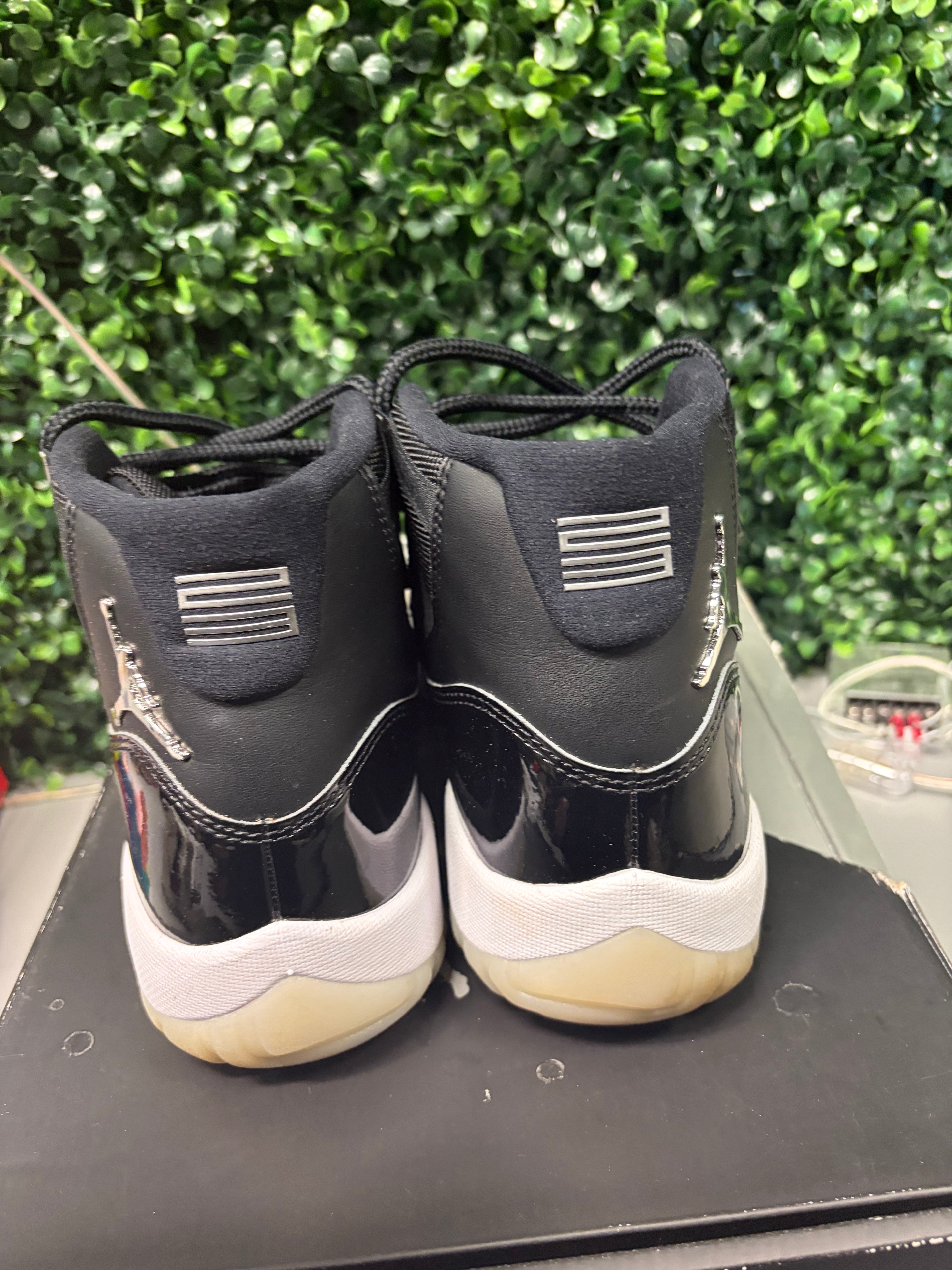 Jordan 11 "Jubilee" Size 9.5 Preowned