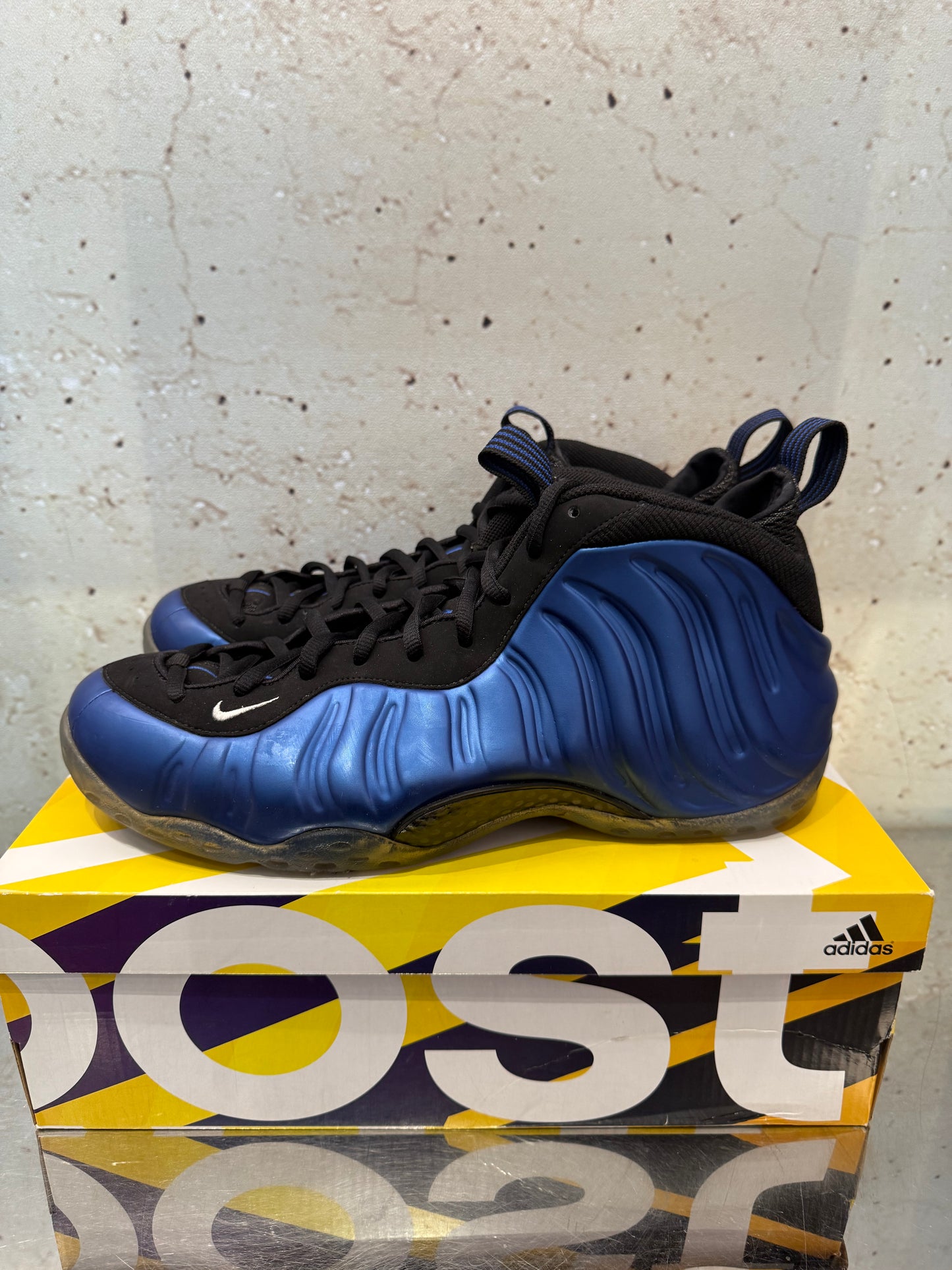 Nike Air Foamposite "Royal Blue" Size 13 Preowned