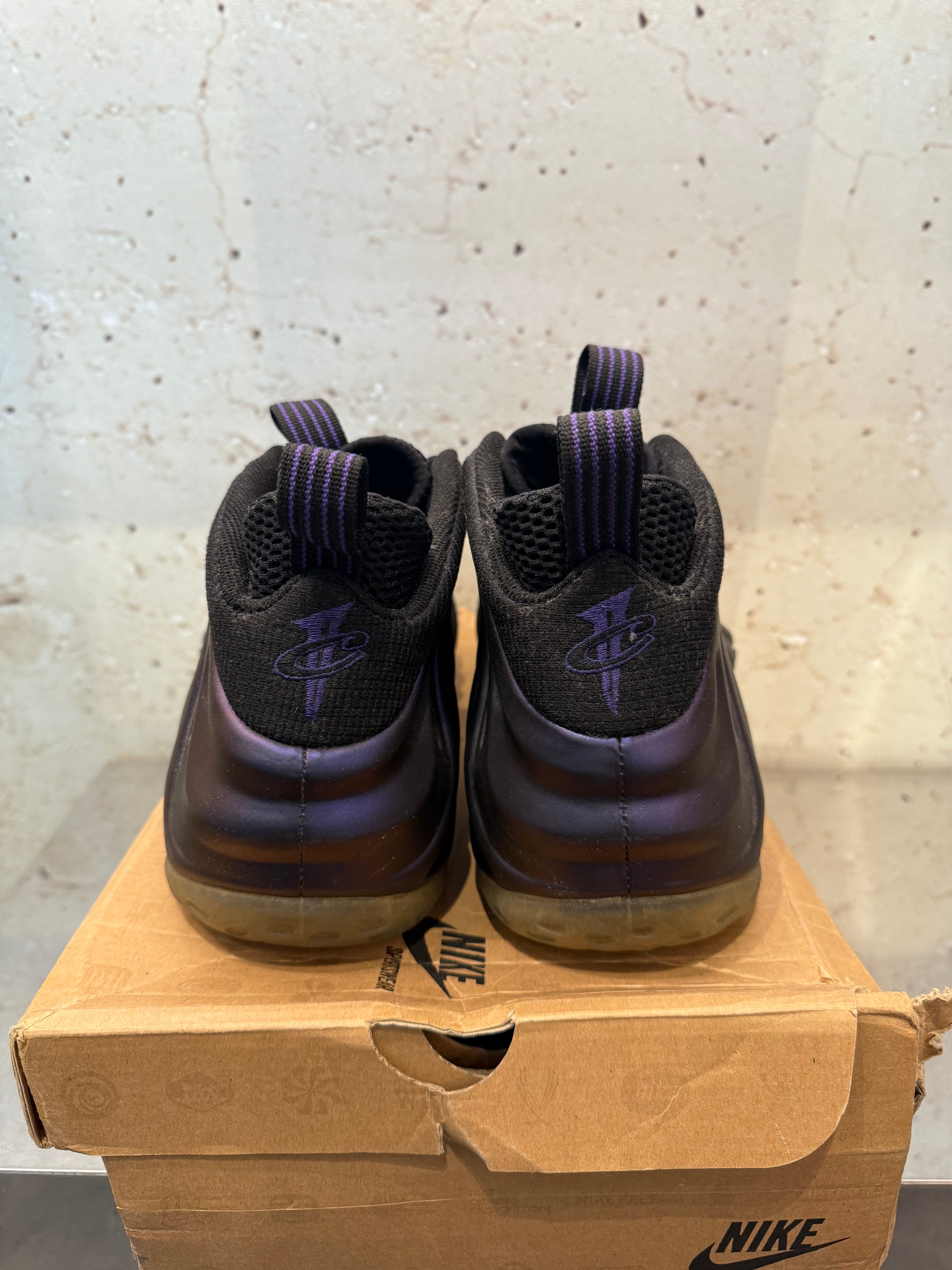 Nike Air Foamposite "Eggplant" Size 13 Preowned