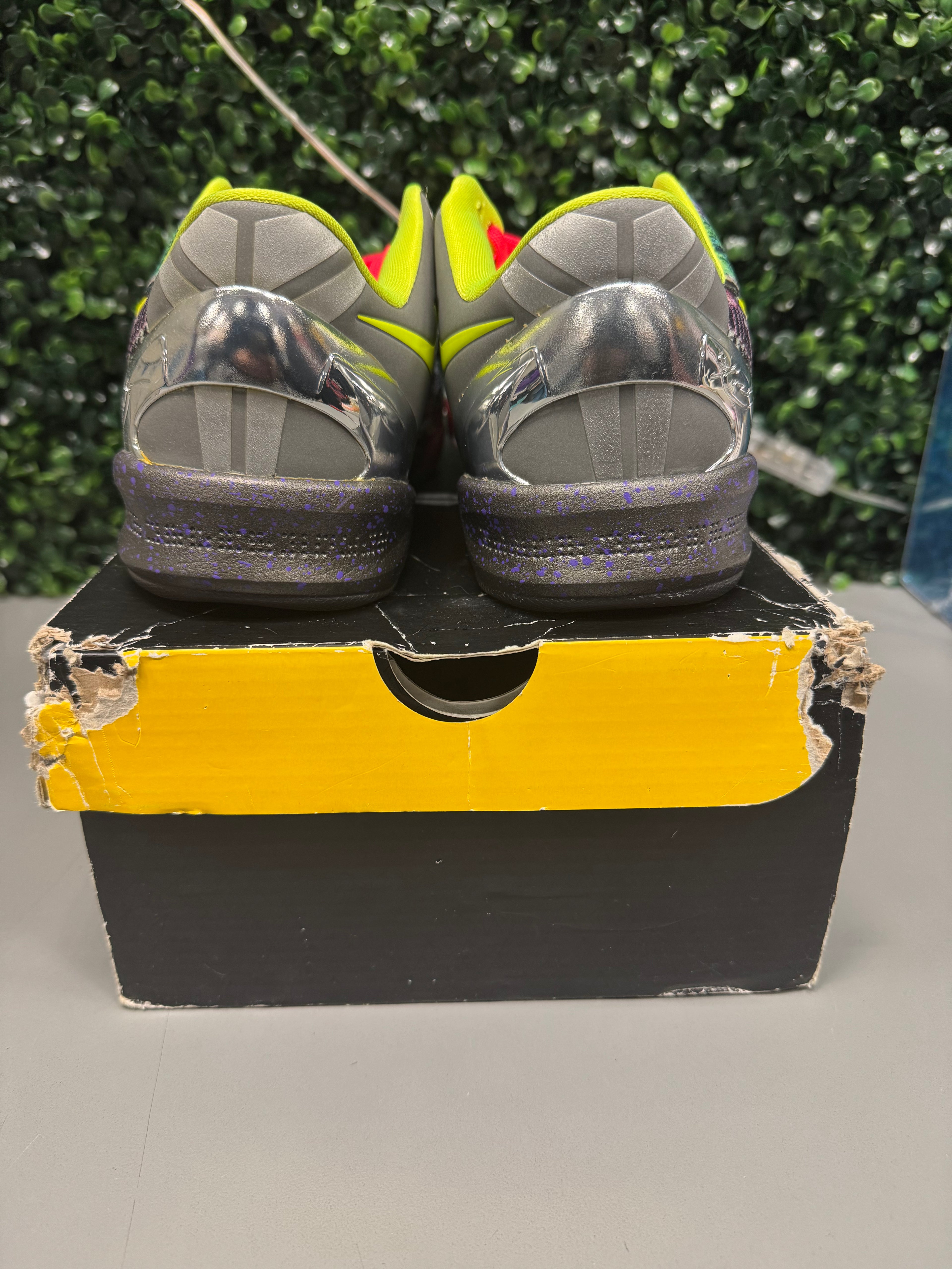 Nike Kobe 8 Prelude "Reflection" (GS) Size 7Y Pre Owned