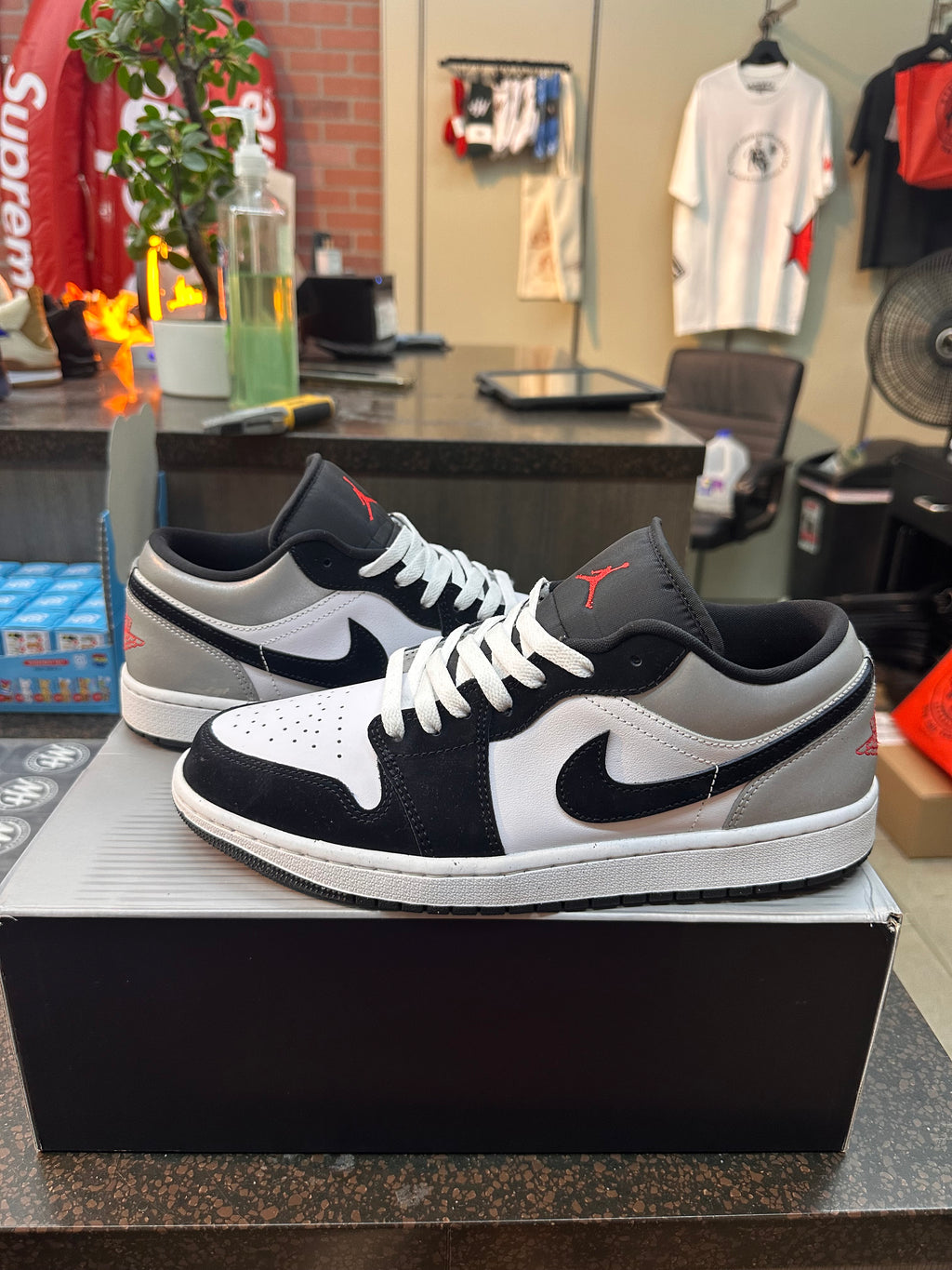 Jordan 1 Low "Matte Red Sliver" Preowned No Box