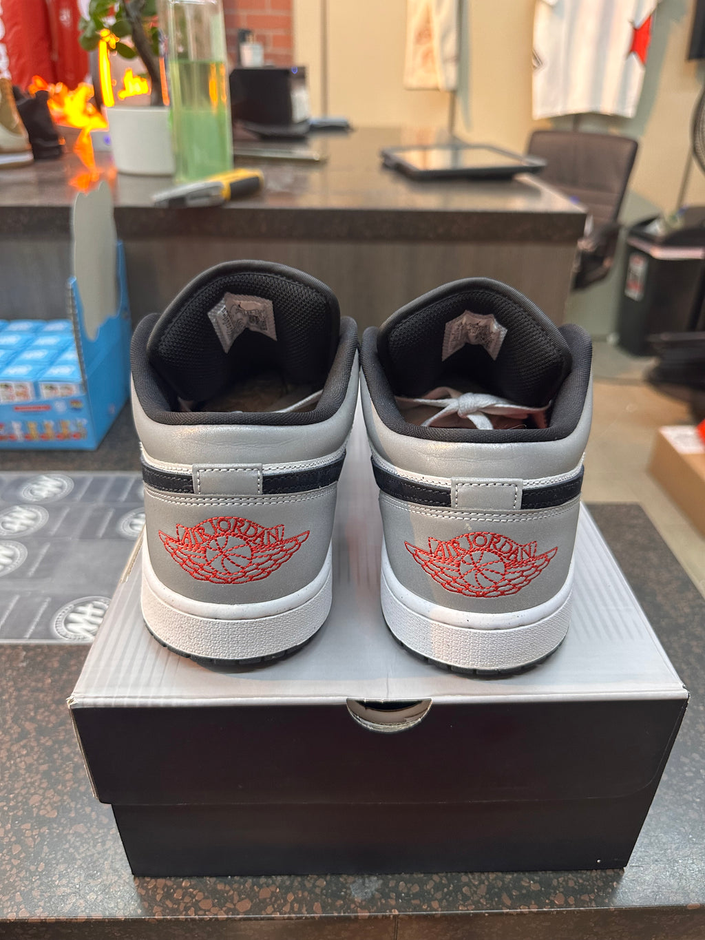 Jordan 1 Low "Matte Red Sliver" Preowned No Box