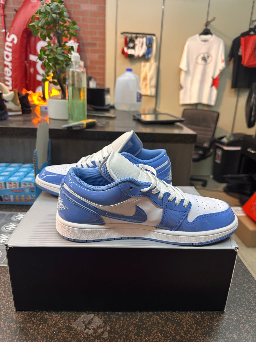 Air Jordan 1 Low "White Legend Blue" Preowned No Box