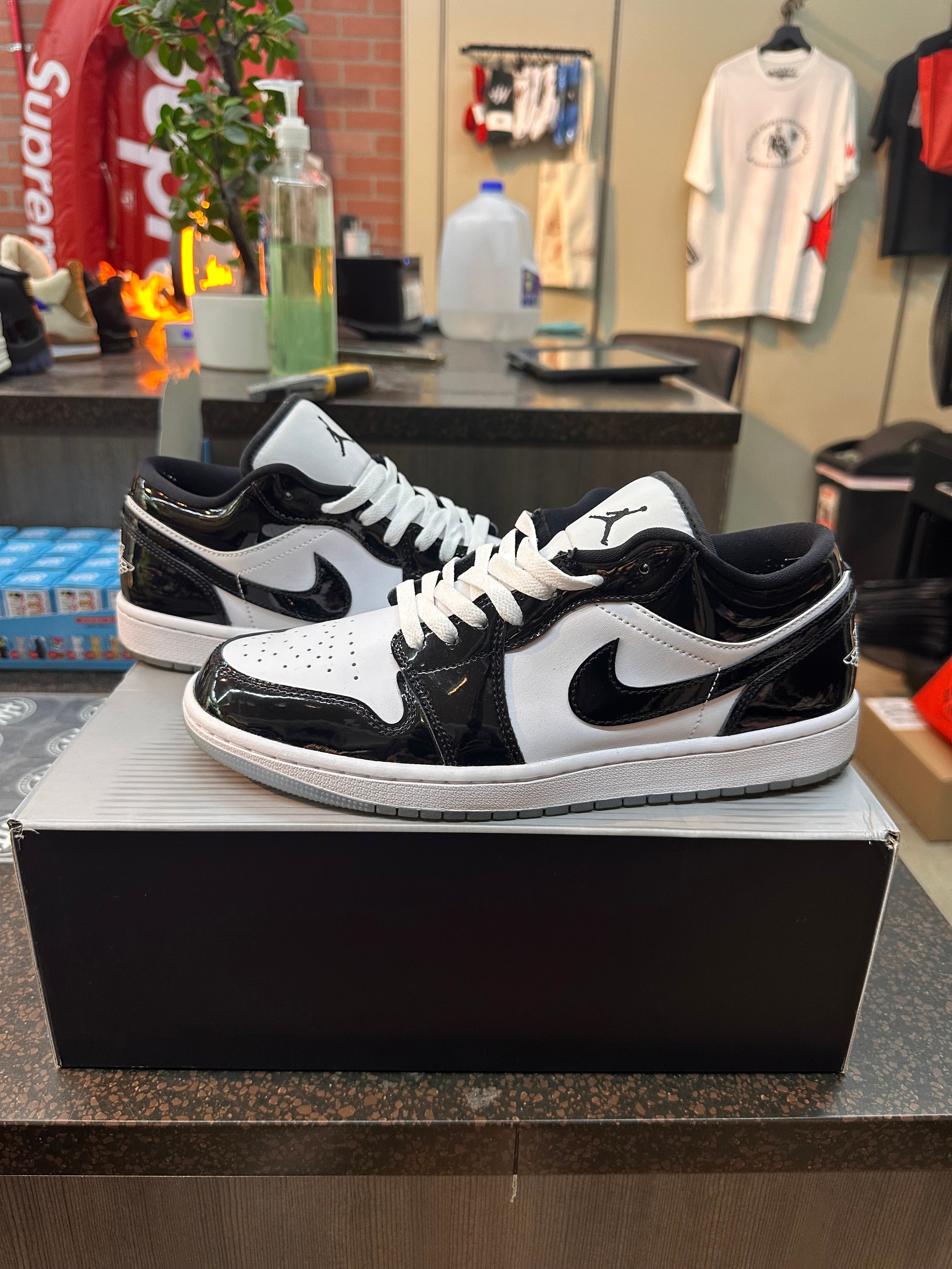 Air Jordan 1 "Concord" Preowned No Box
