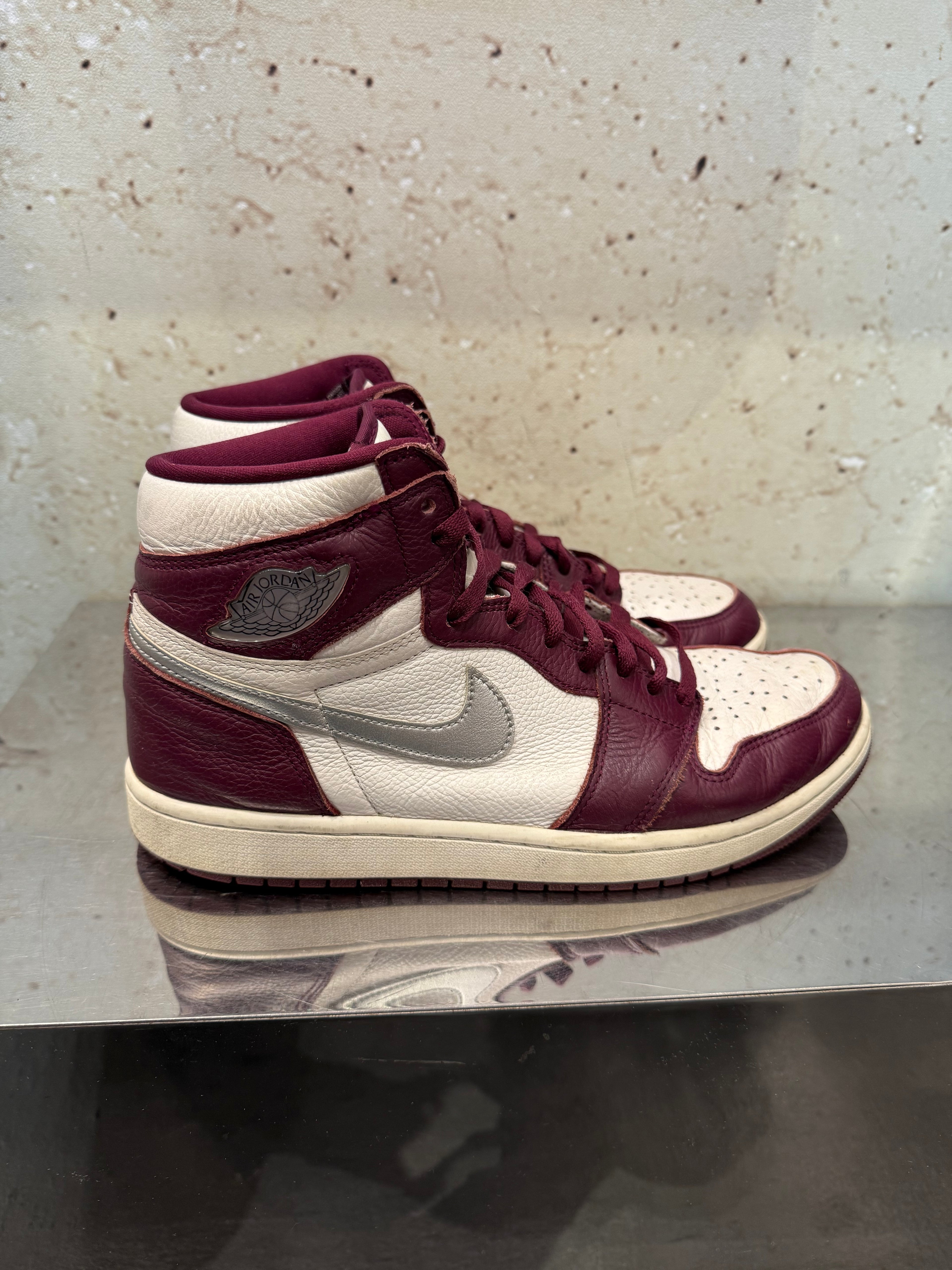 Jordan 1 High "Bordeaux" Size 10 Preowned