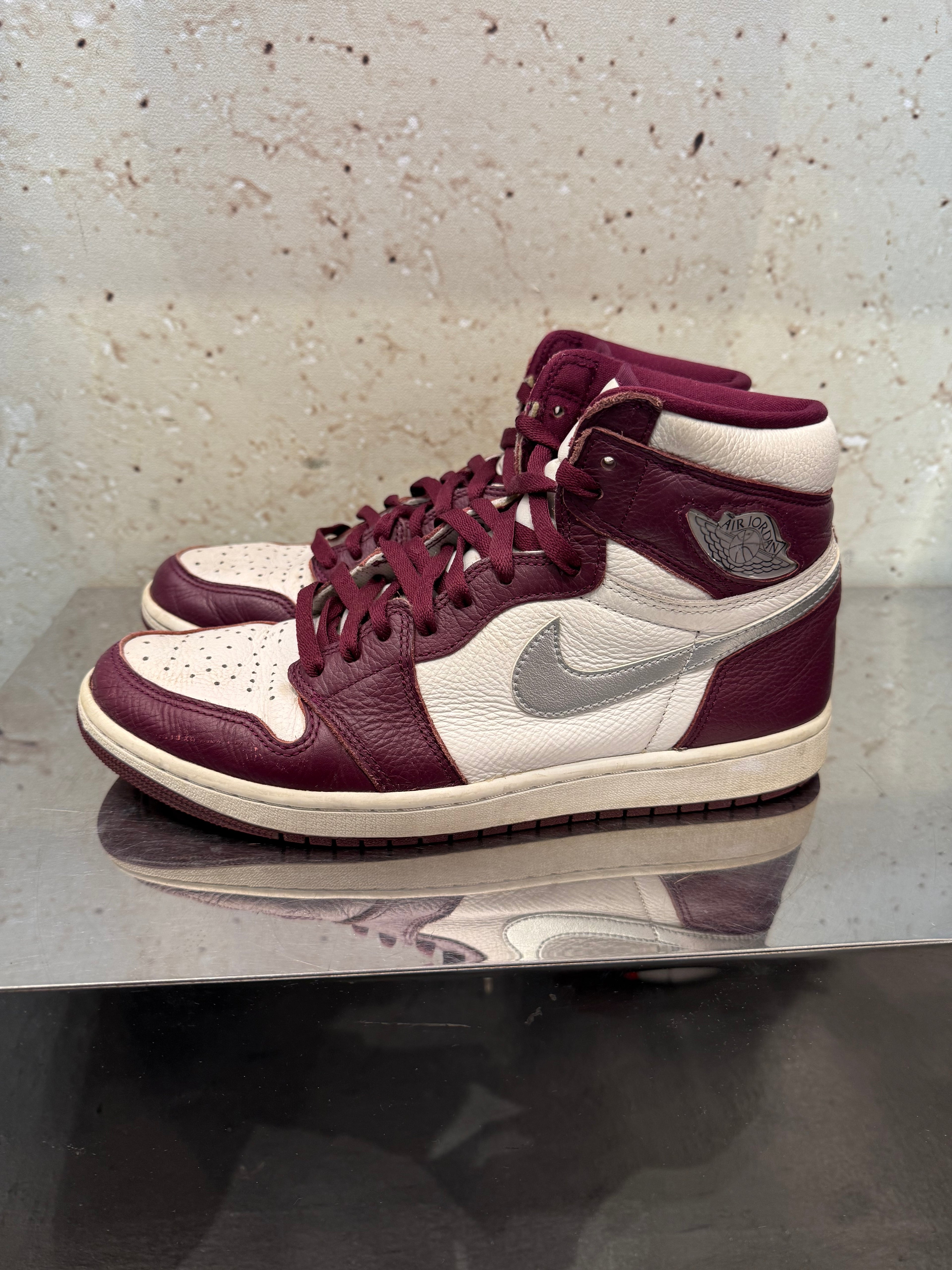 Jordan 1 High "Bordeaux" Size 10 Preowned