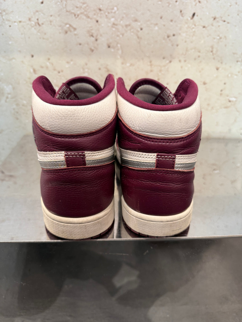 Jordan 1 High "Bordeaux" Size 10 Preowned