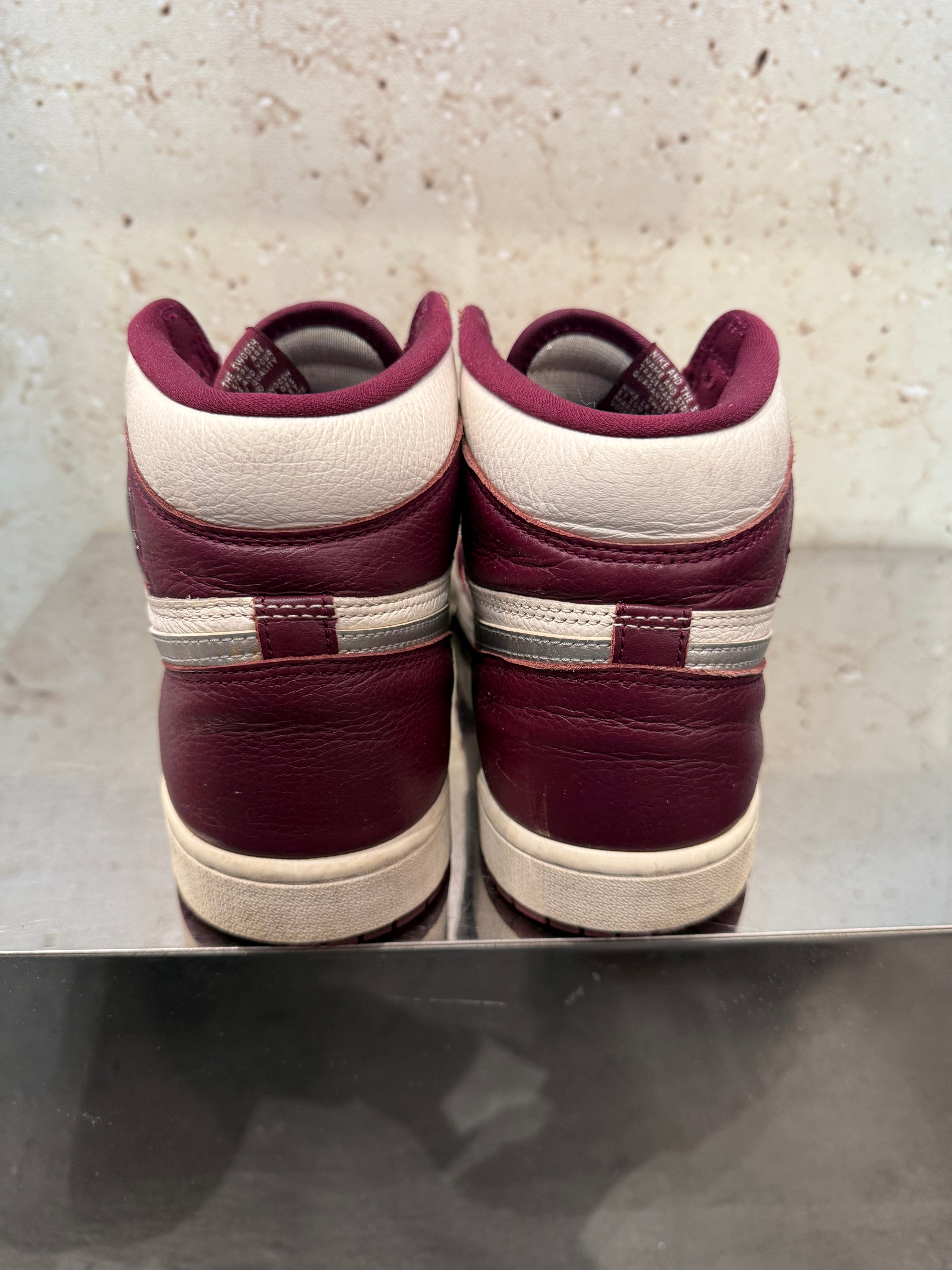 Jordan 1 High "Bordeaux" Size 10 Preowned
