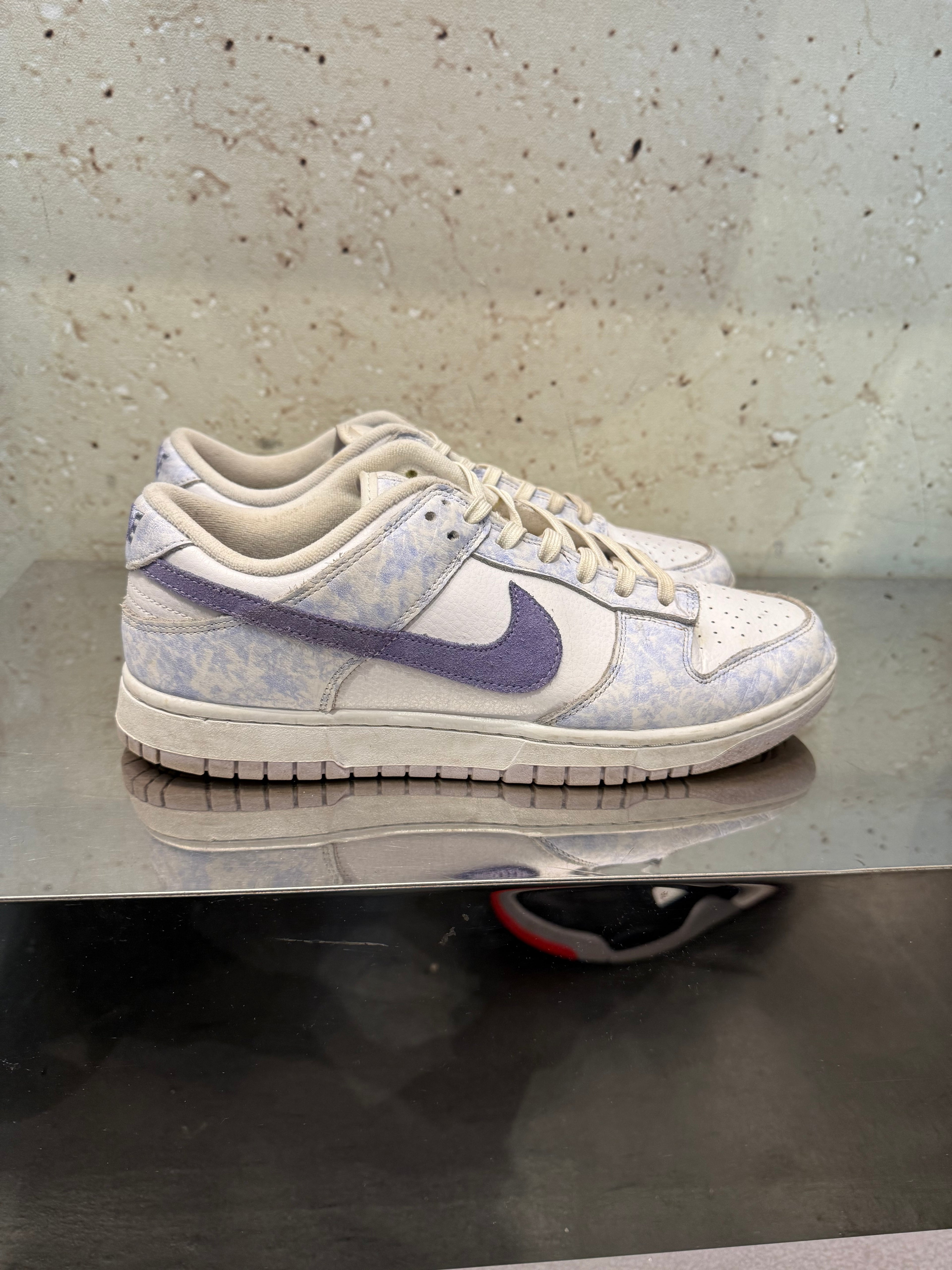 Nike Dunk Low "Purple Pulse" Size 11.5W / 10M Preowned