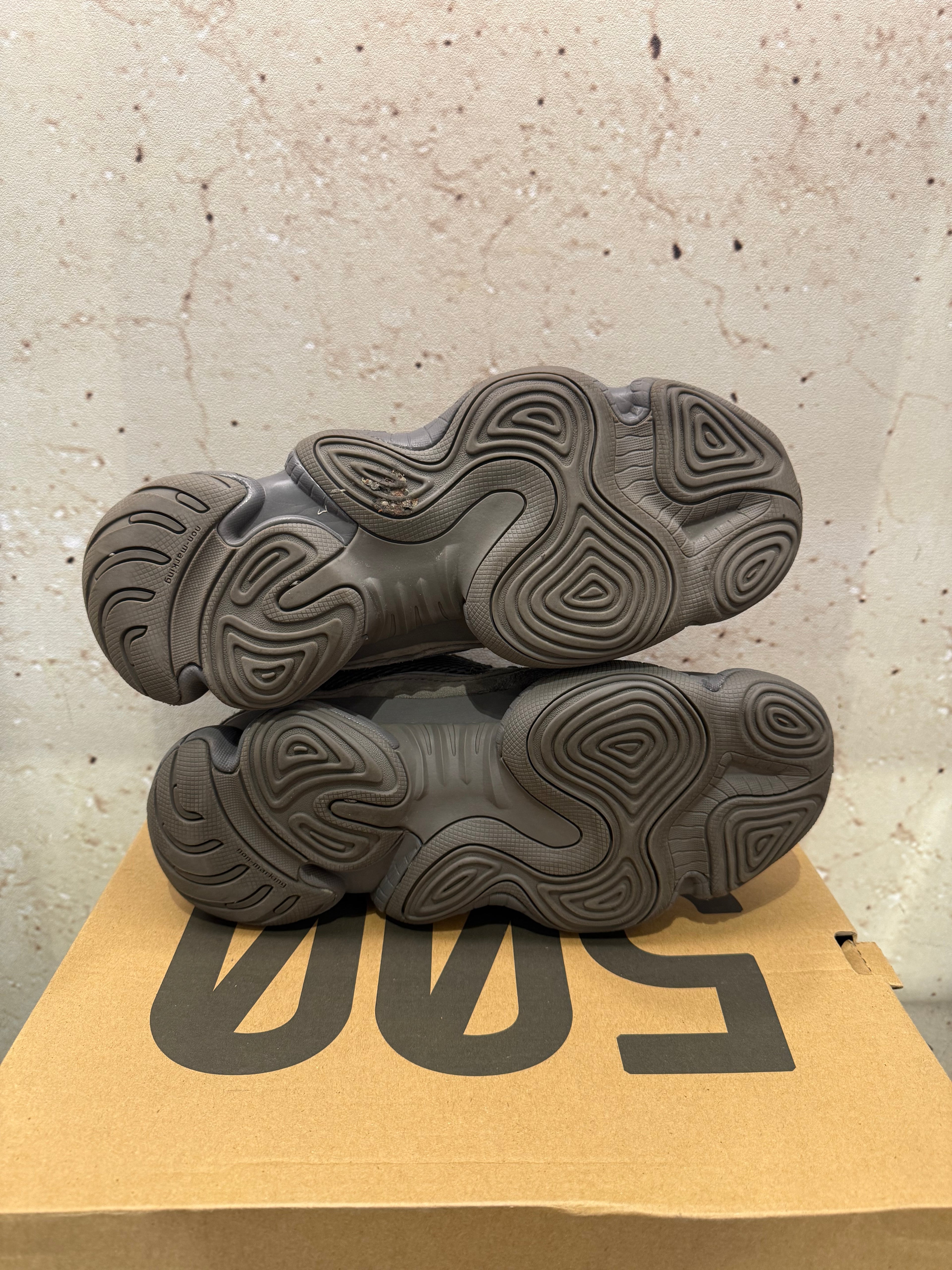 Yeezy 500 ”Granite” Size 10 Preowned