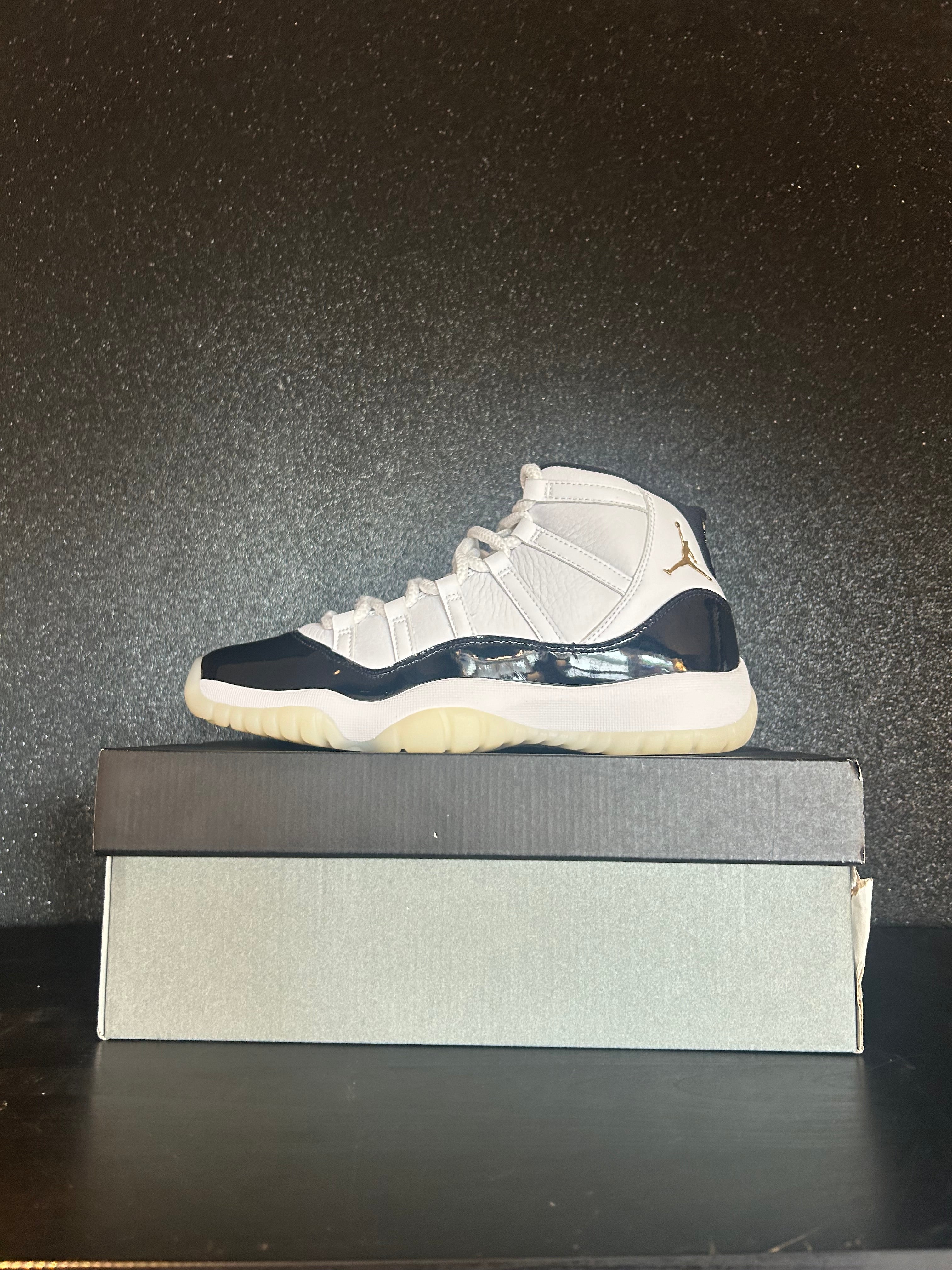 Jordan 11 Retro DMP Gratitude 2023 Size 7 Preowned