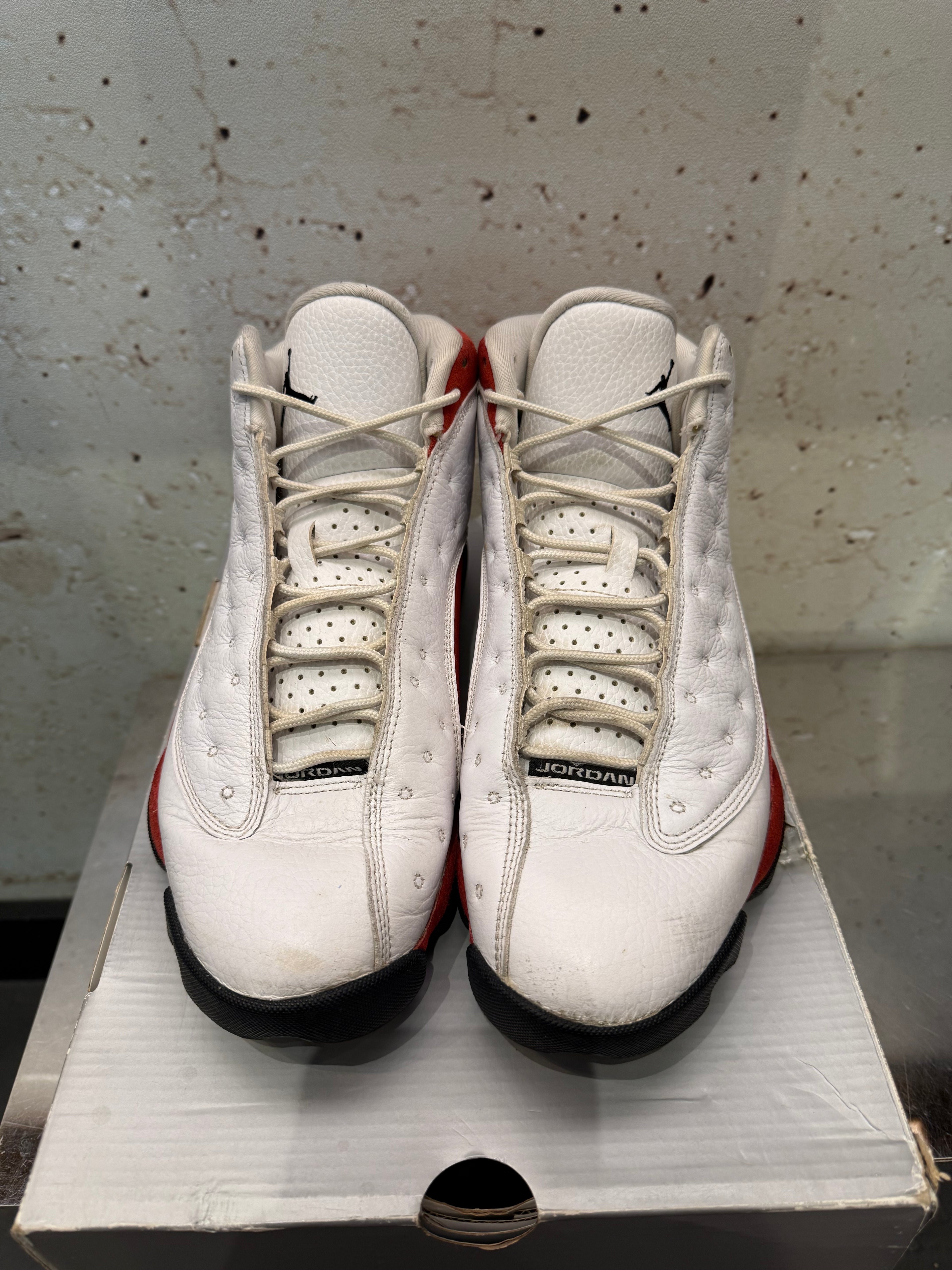 Jordan 13 OG "Chicago" Size 9.5 Preowned