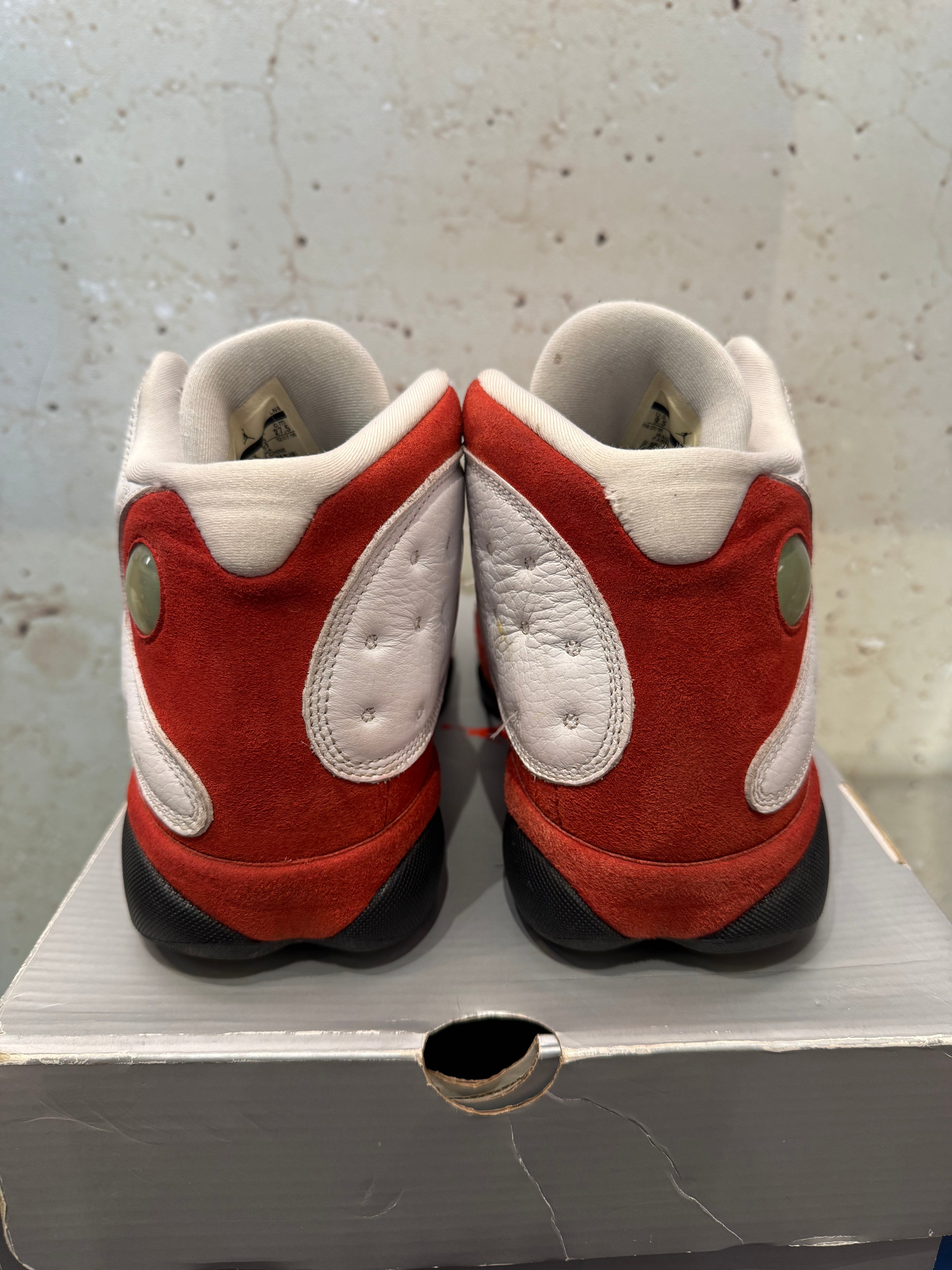 Jordan 13 OG "Chicago" Size 9.5 Preowned