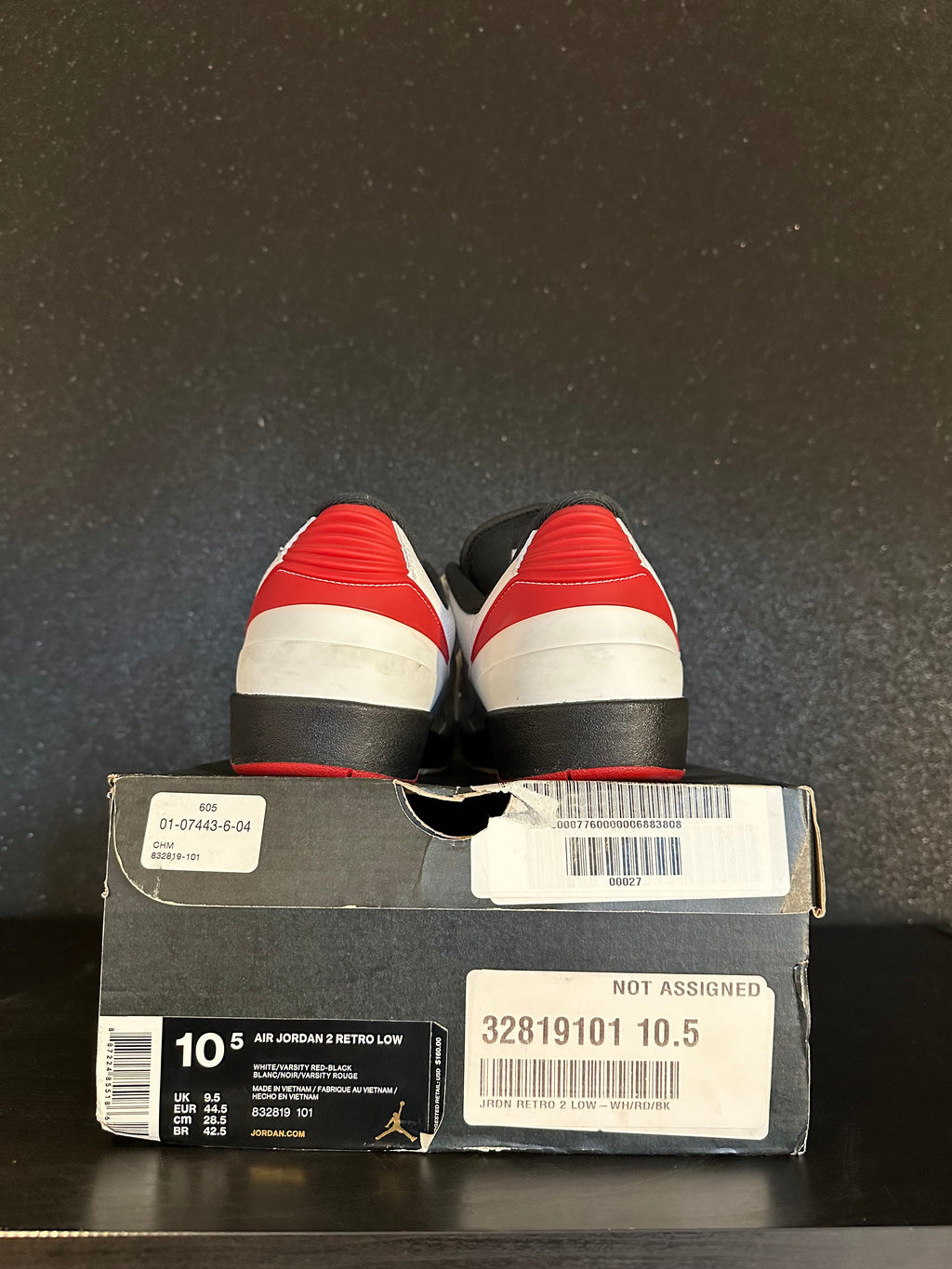 Jordan 2 Low Chicago Size 10.5 Pre Owned