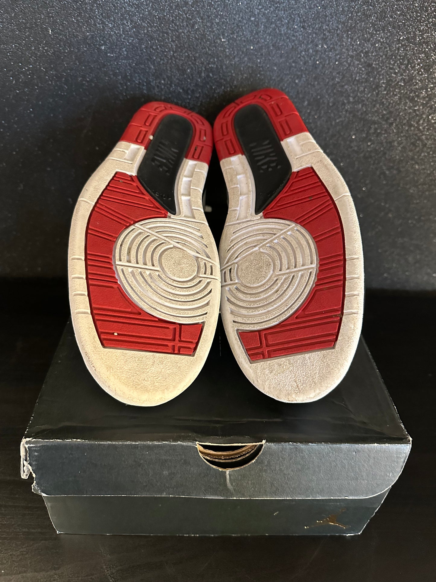 Jordan 2 Low Chicago Size 10.5 Pre Owned