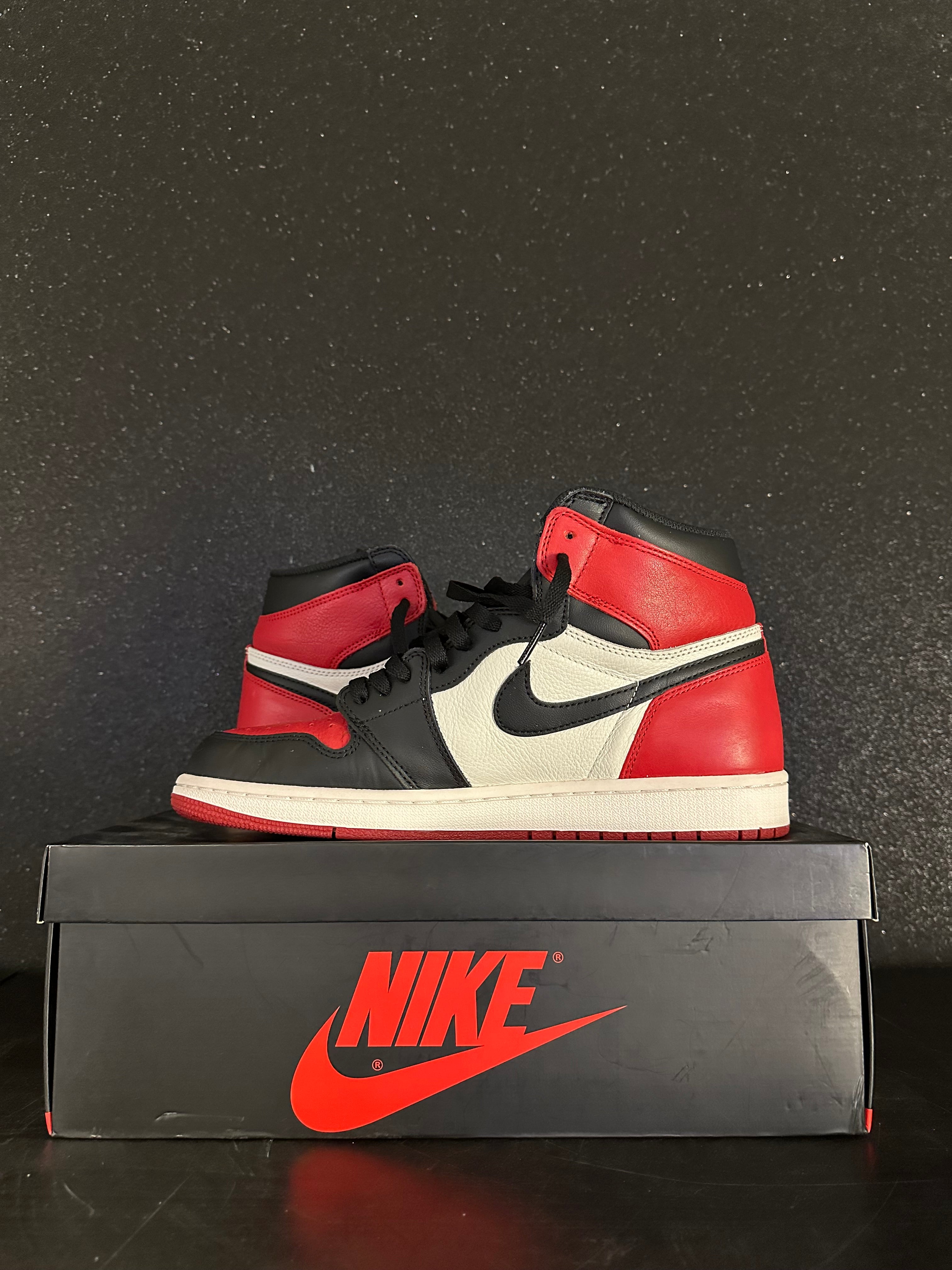 Jordan 1 "Bred Toe" Size 10 Pre Owned