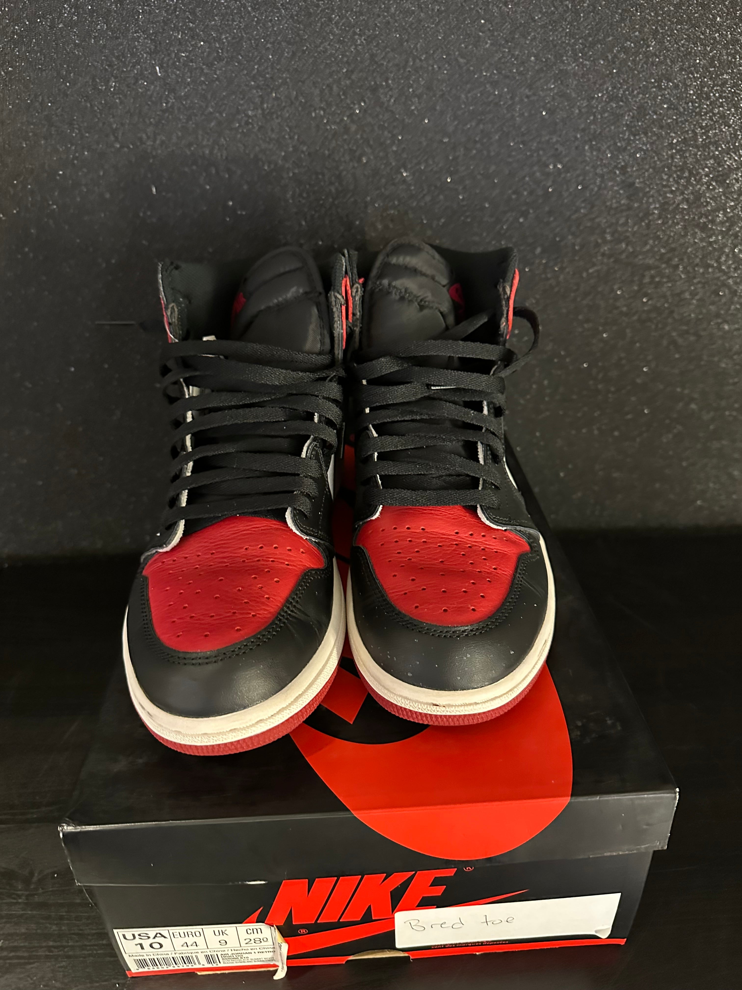 Jordan 1 "Bred Toe" Size 10 Pre Owned